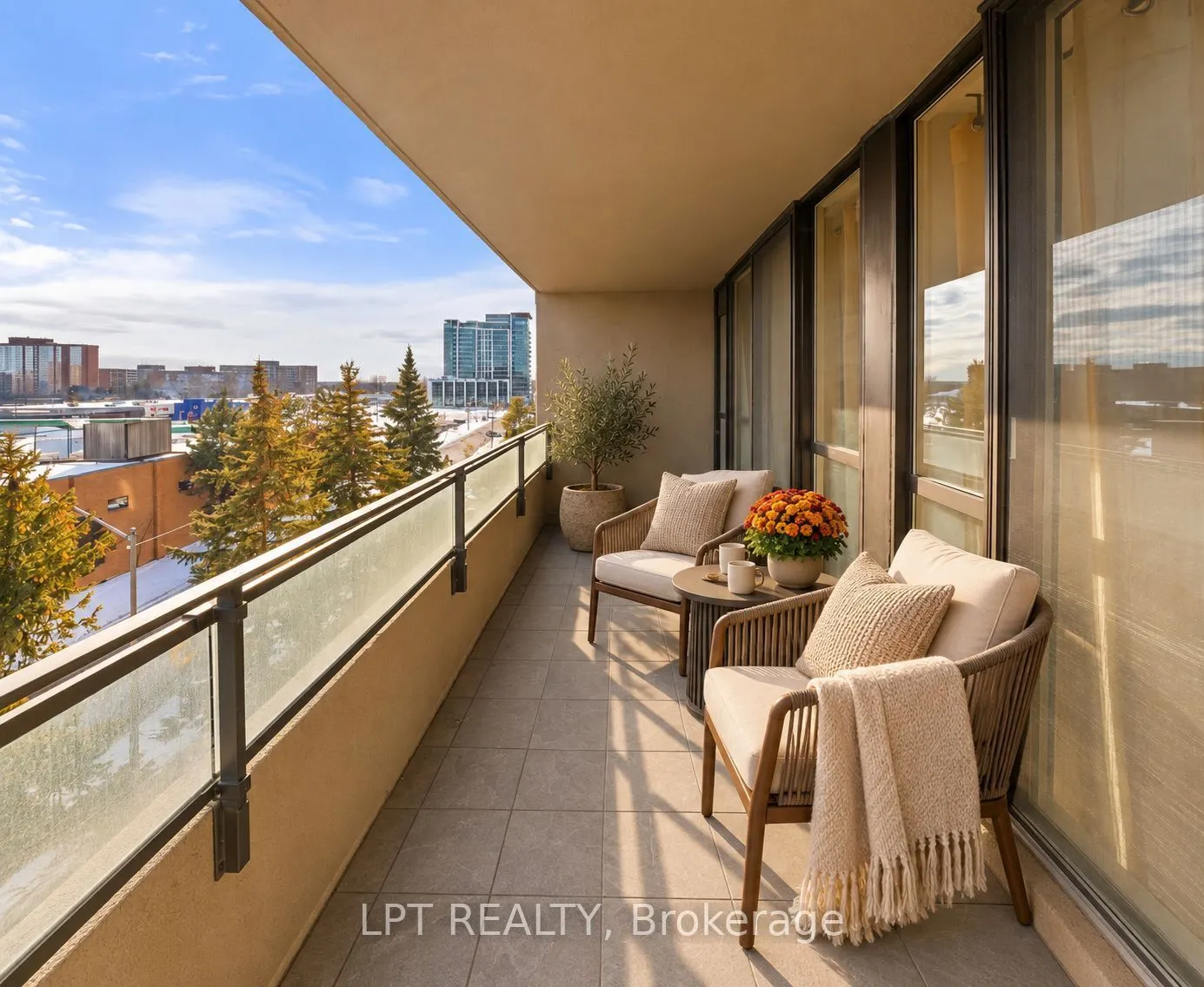 32 Clarissa Drive #521