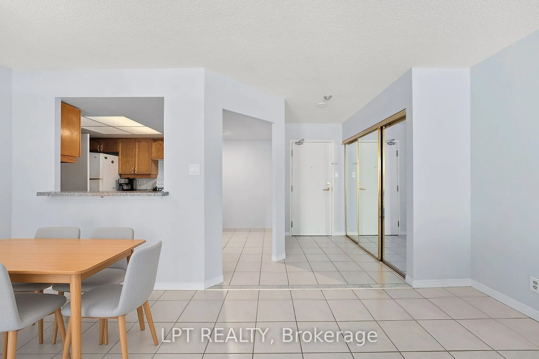 32 Clarissa Drive #521