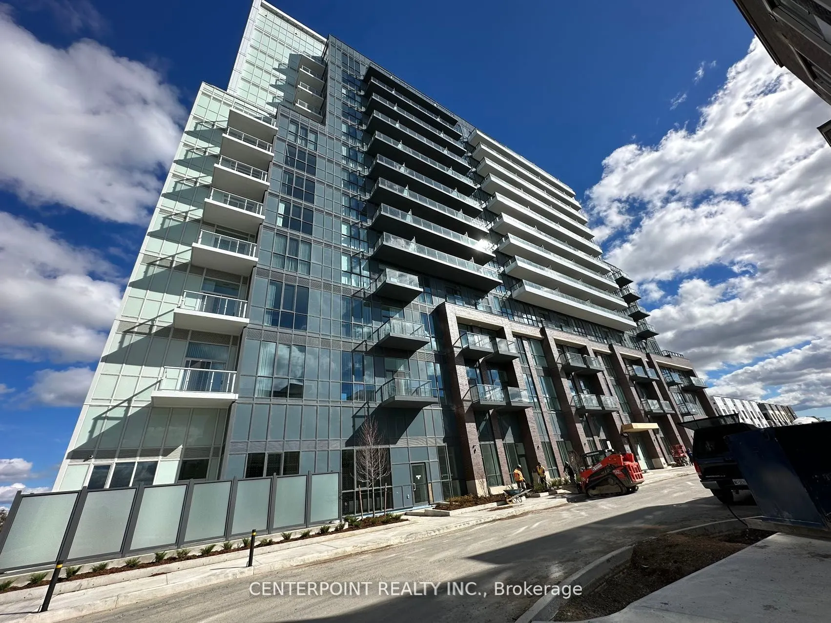 60 Honeycrisp Crescent #615