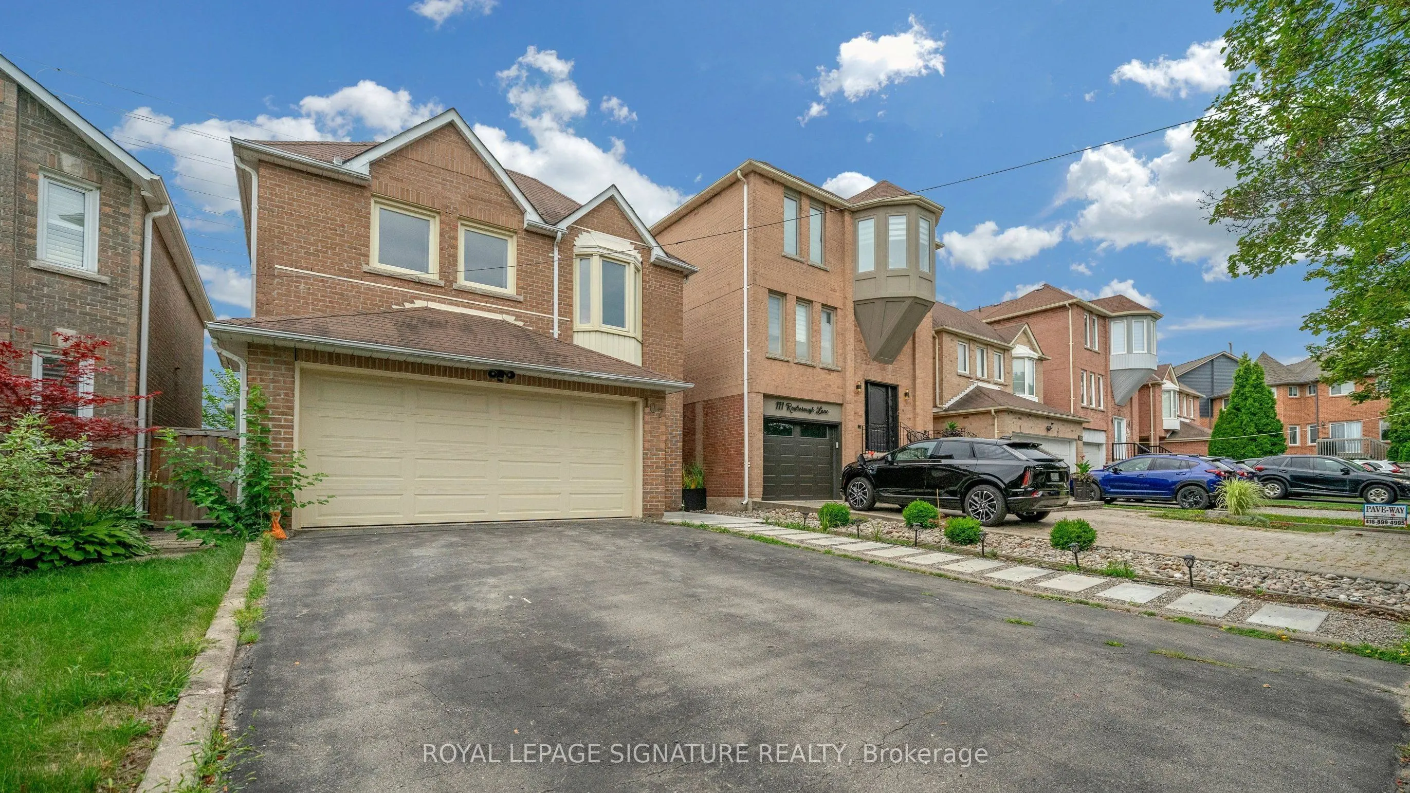 107 Roxborough Lane