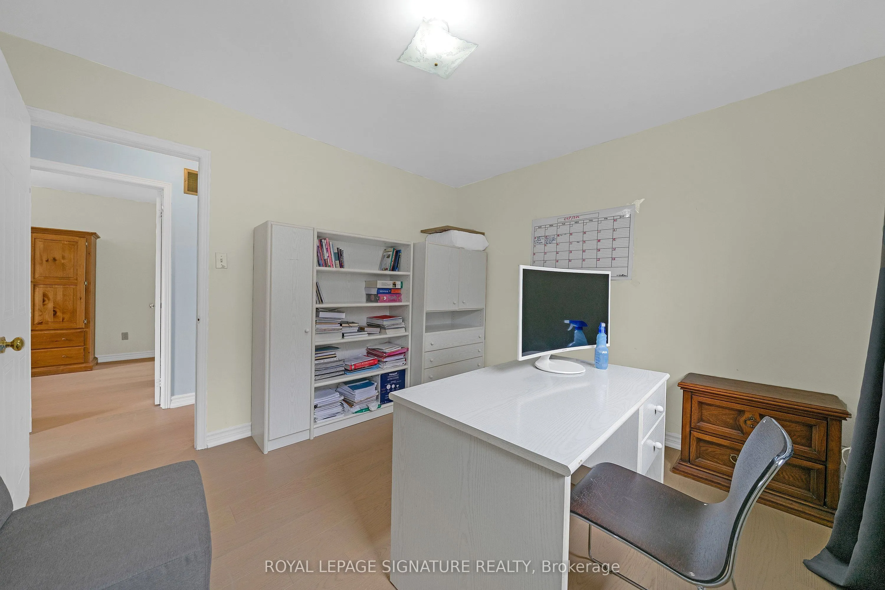 107 Roxborough Lane