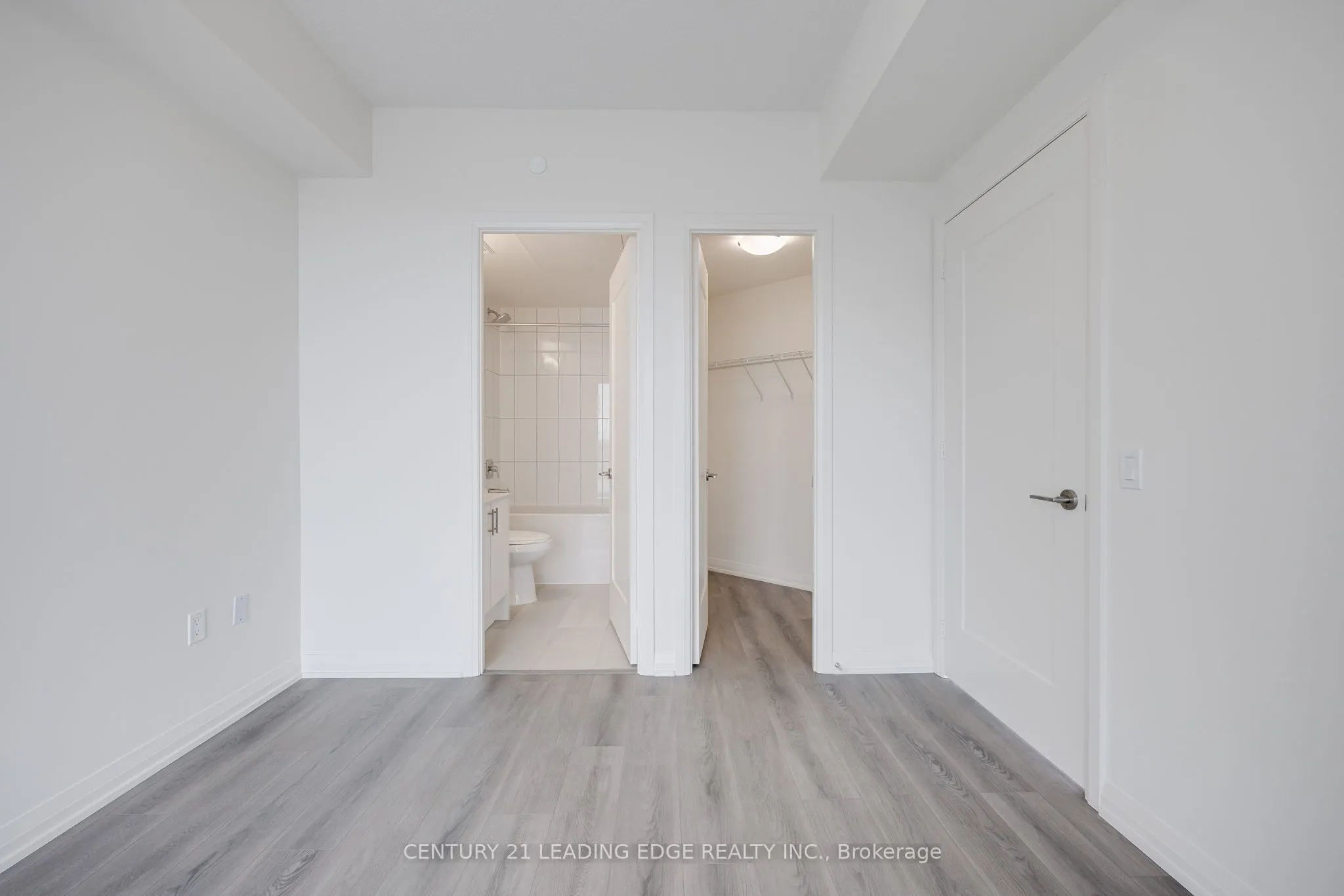 9000 JANE Street #1521