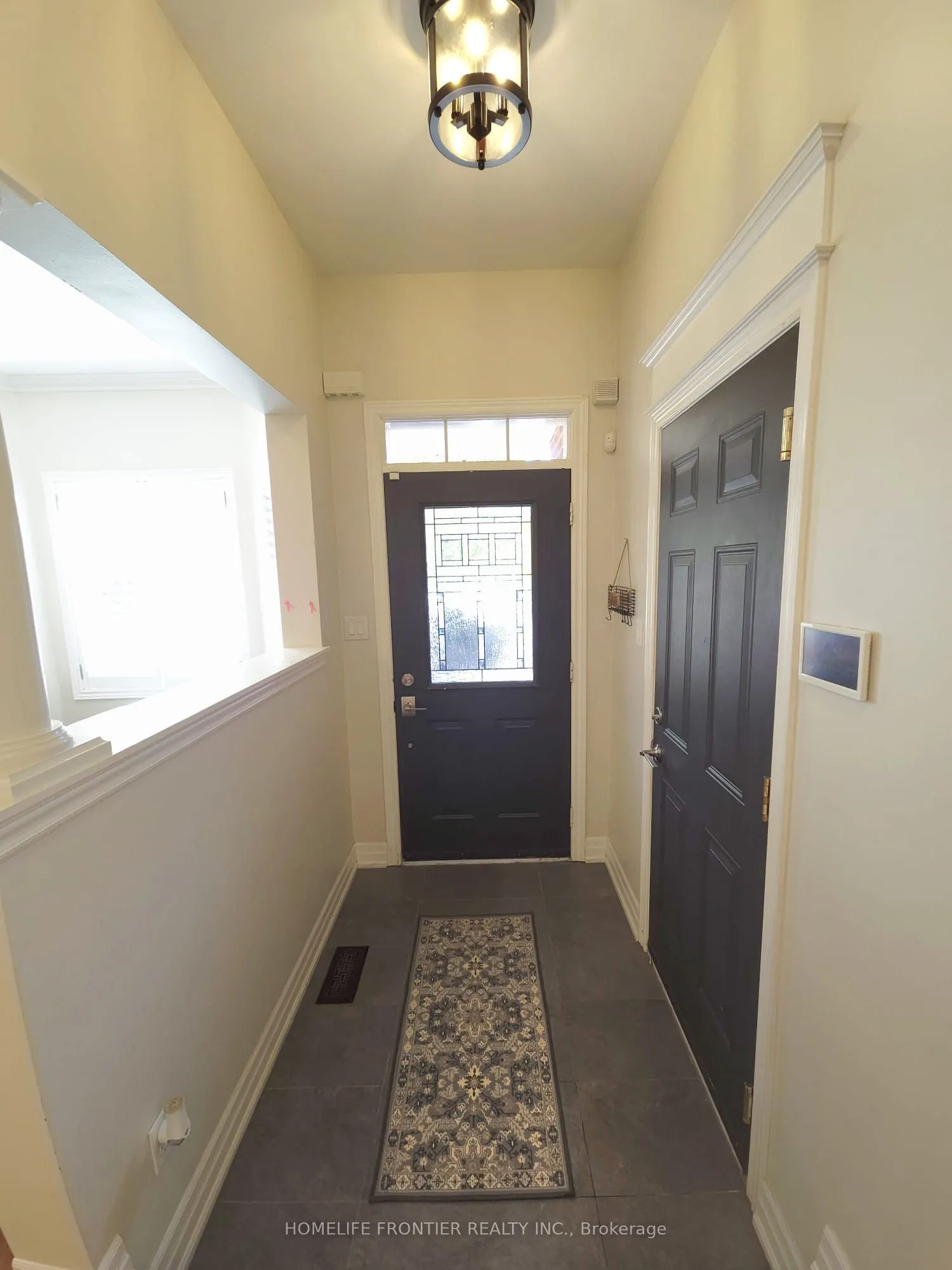 613 Society Crescent