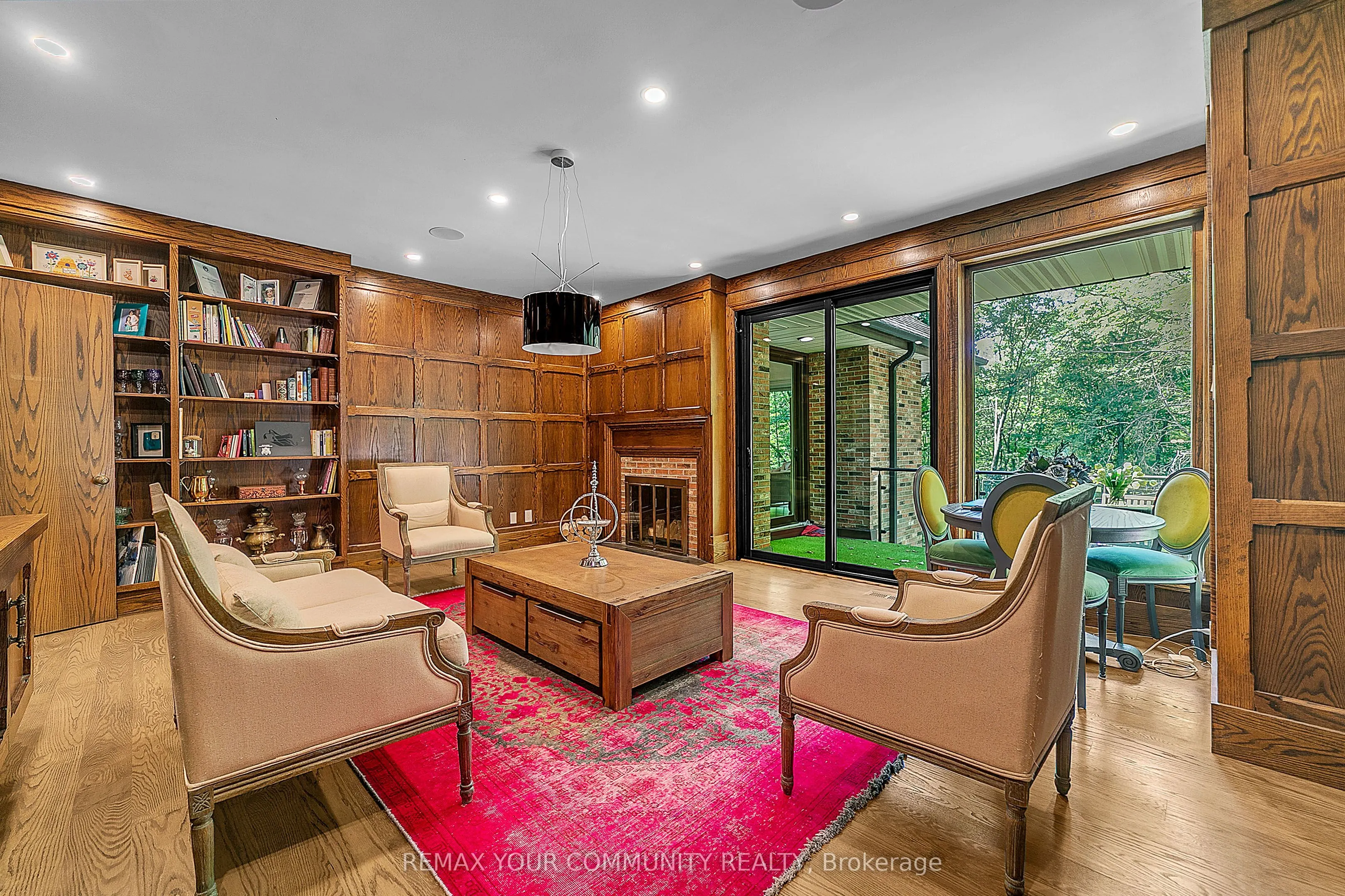 76 Trailwood Crescent