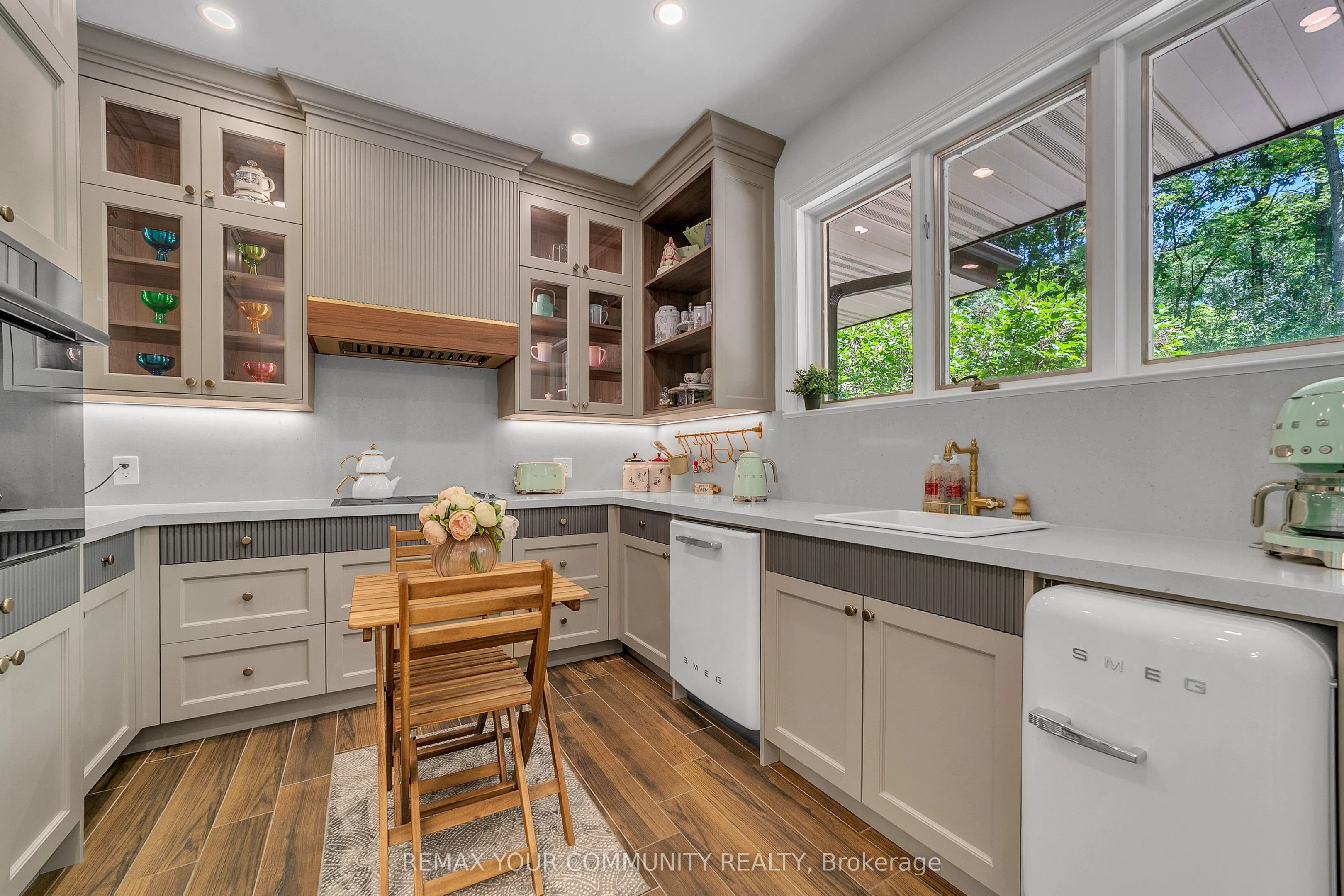 76 Trailwood Crescent