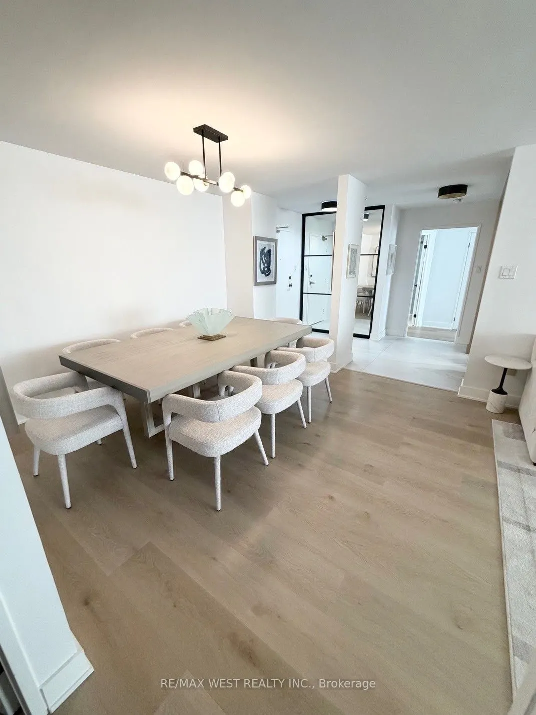 7 Townsgate Drive #1408