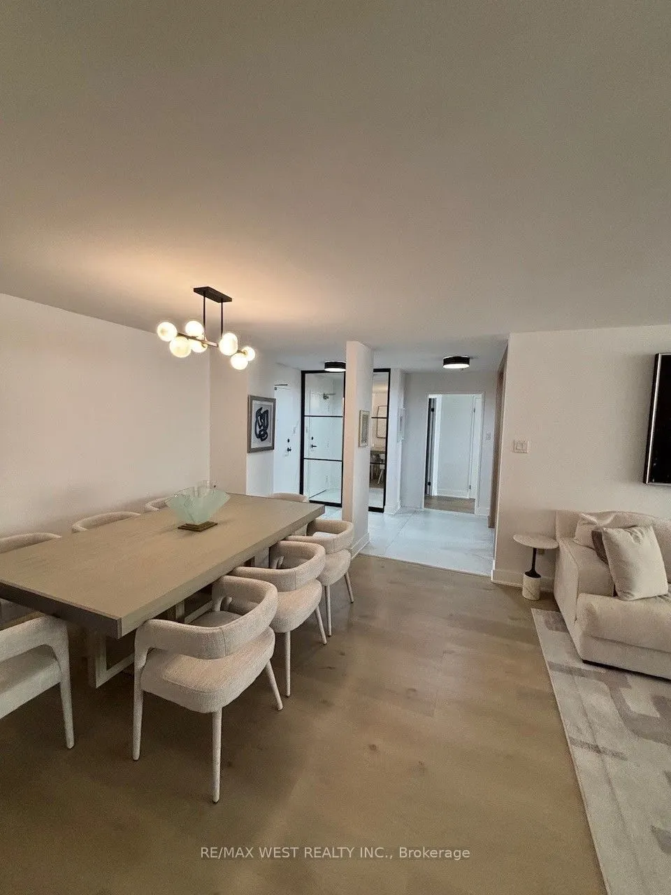 7 Townsgate Drive #1408