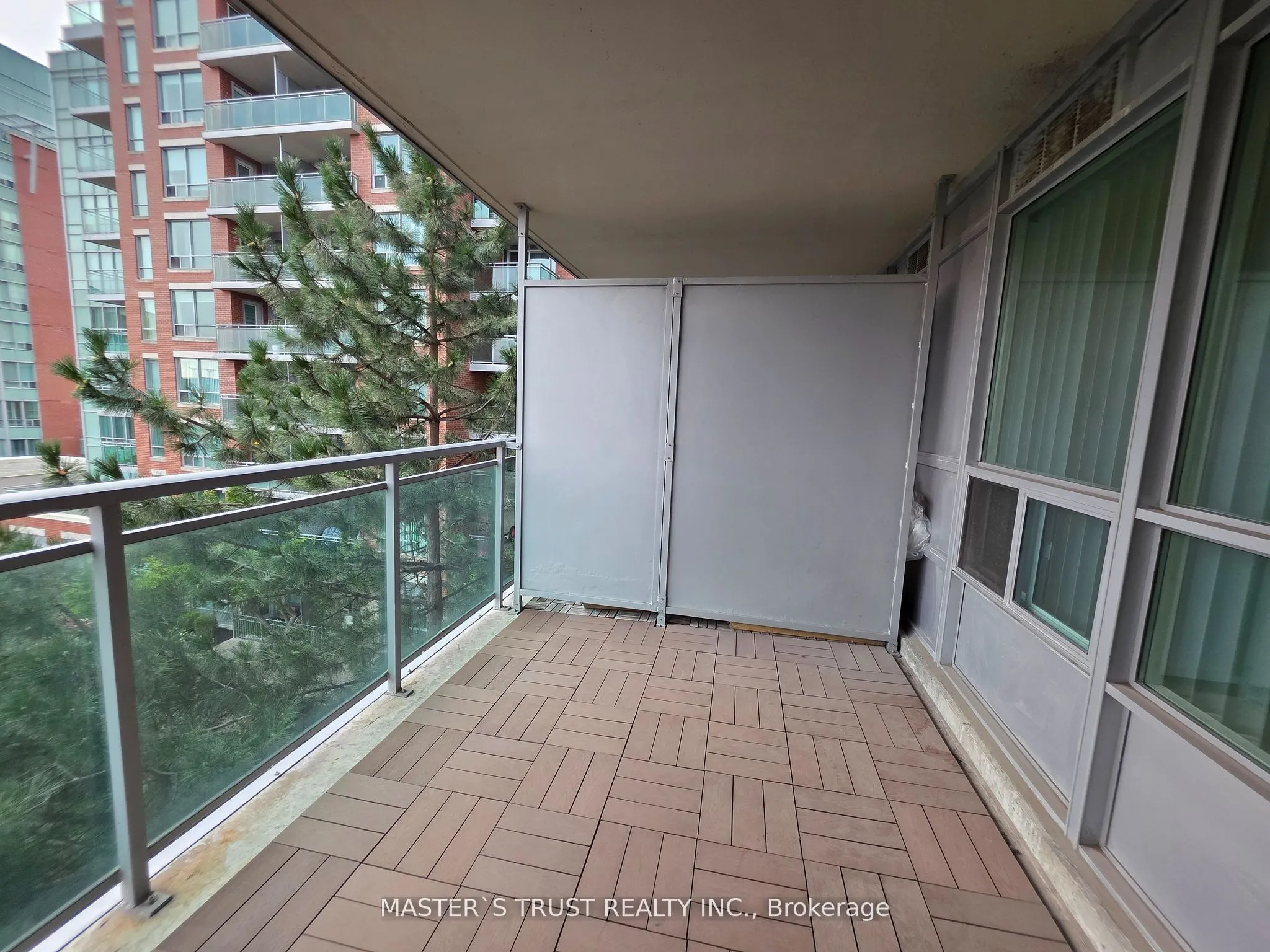 62 Suncrest Boulevard #522
