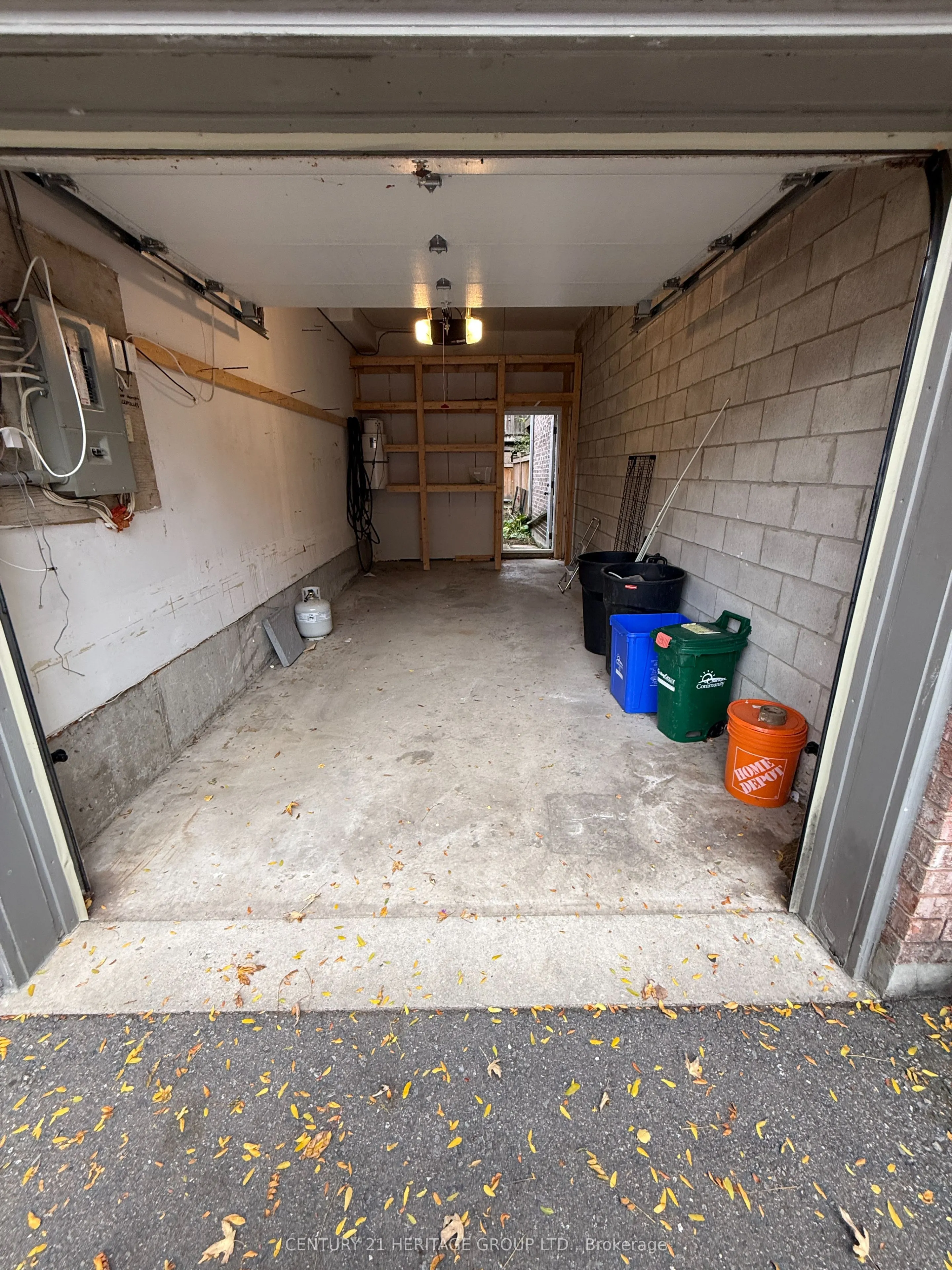 137 Hall Street #5