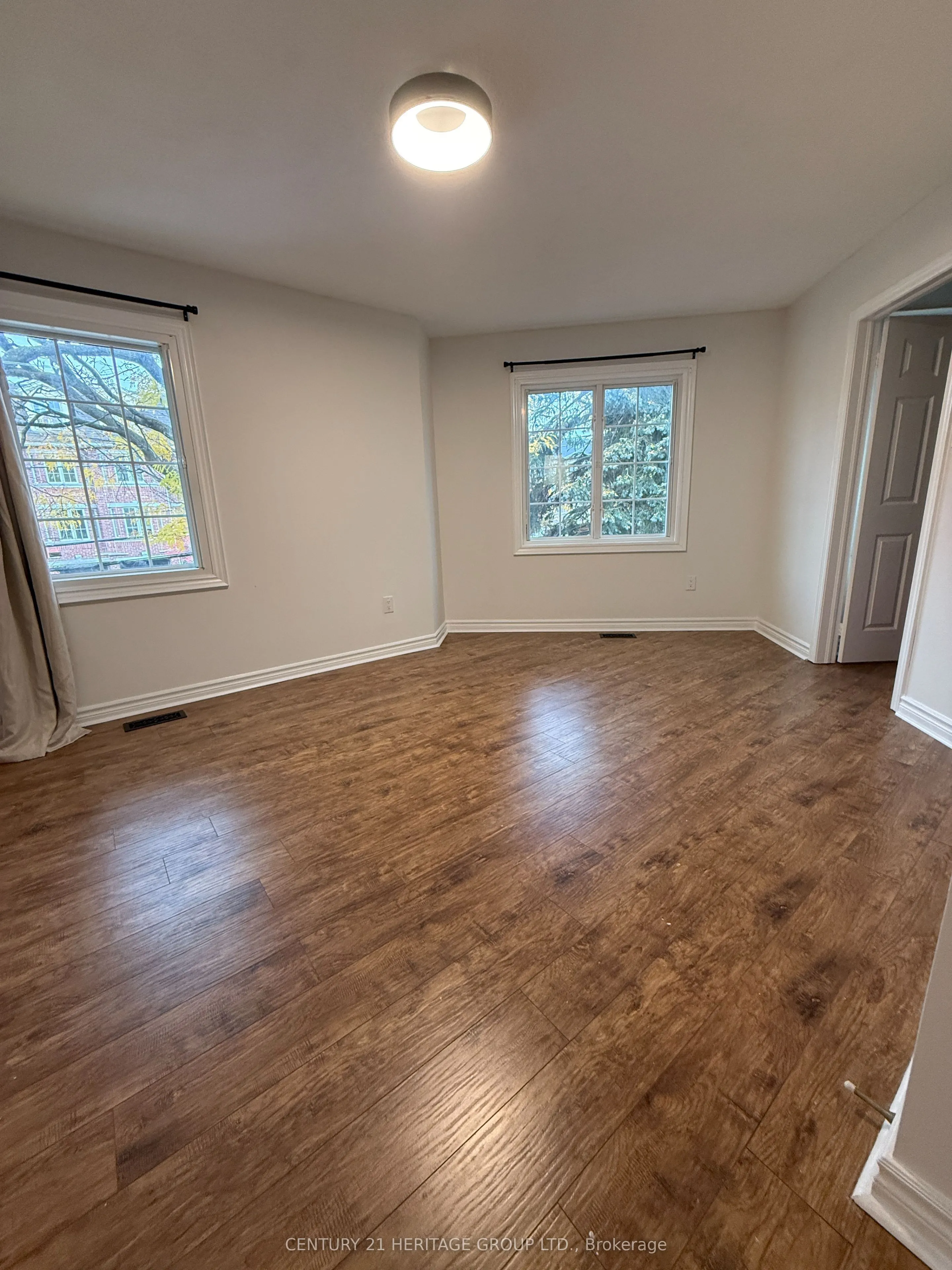 137 Hall Street #5
