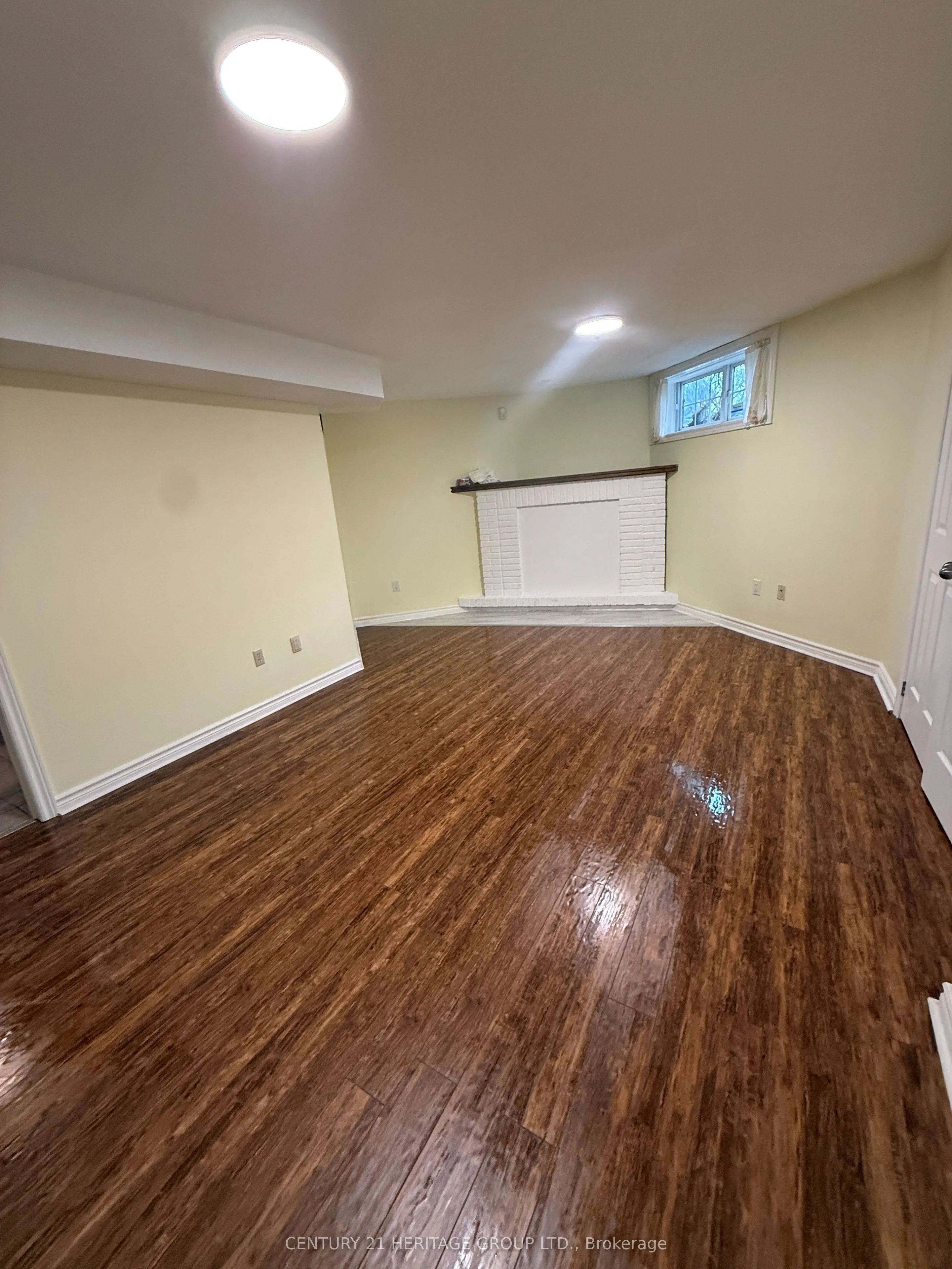 137 Hall Street #5