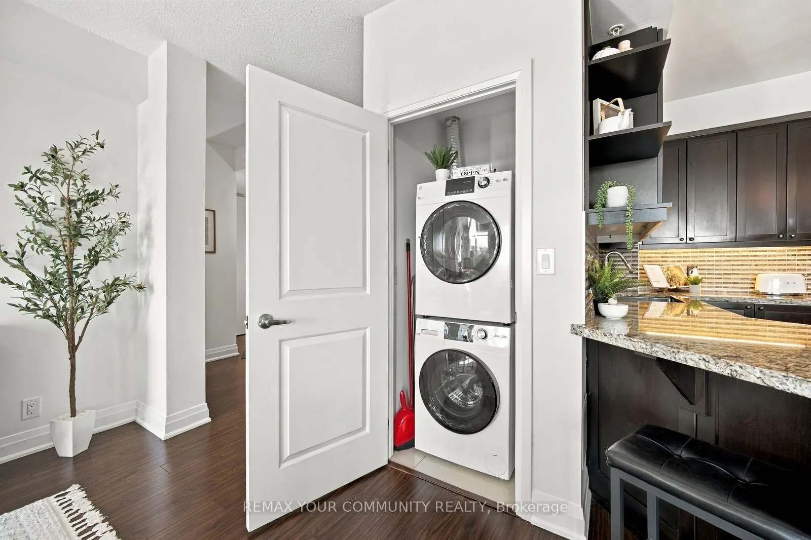 24 Woodstream Boulevard #702