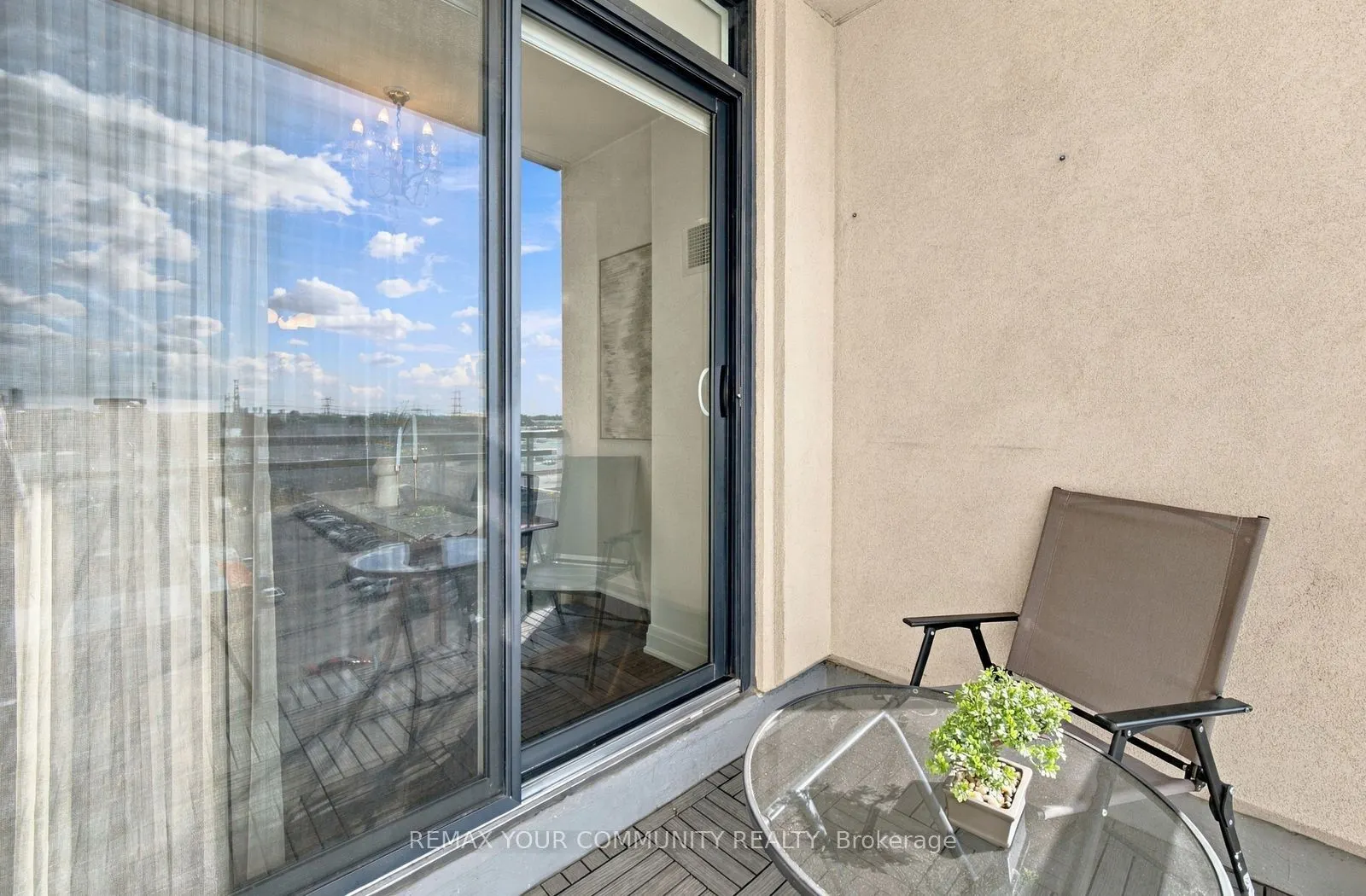 24 Woodstream Boulevard #702
