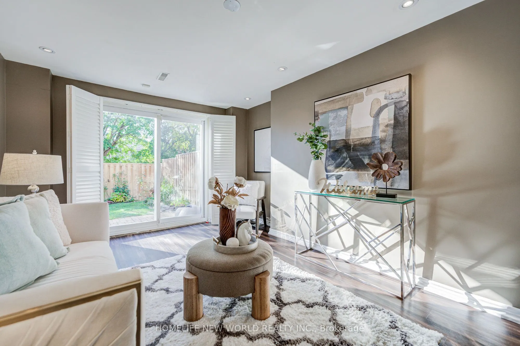 77 Nottinghill Road #129
