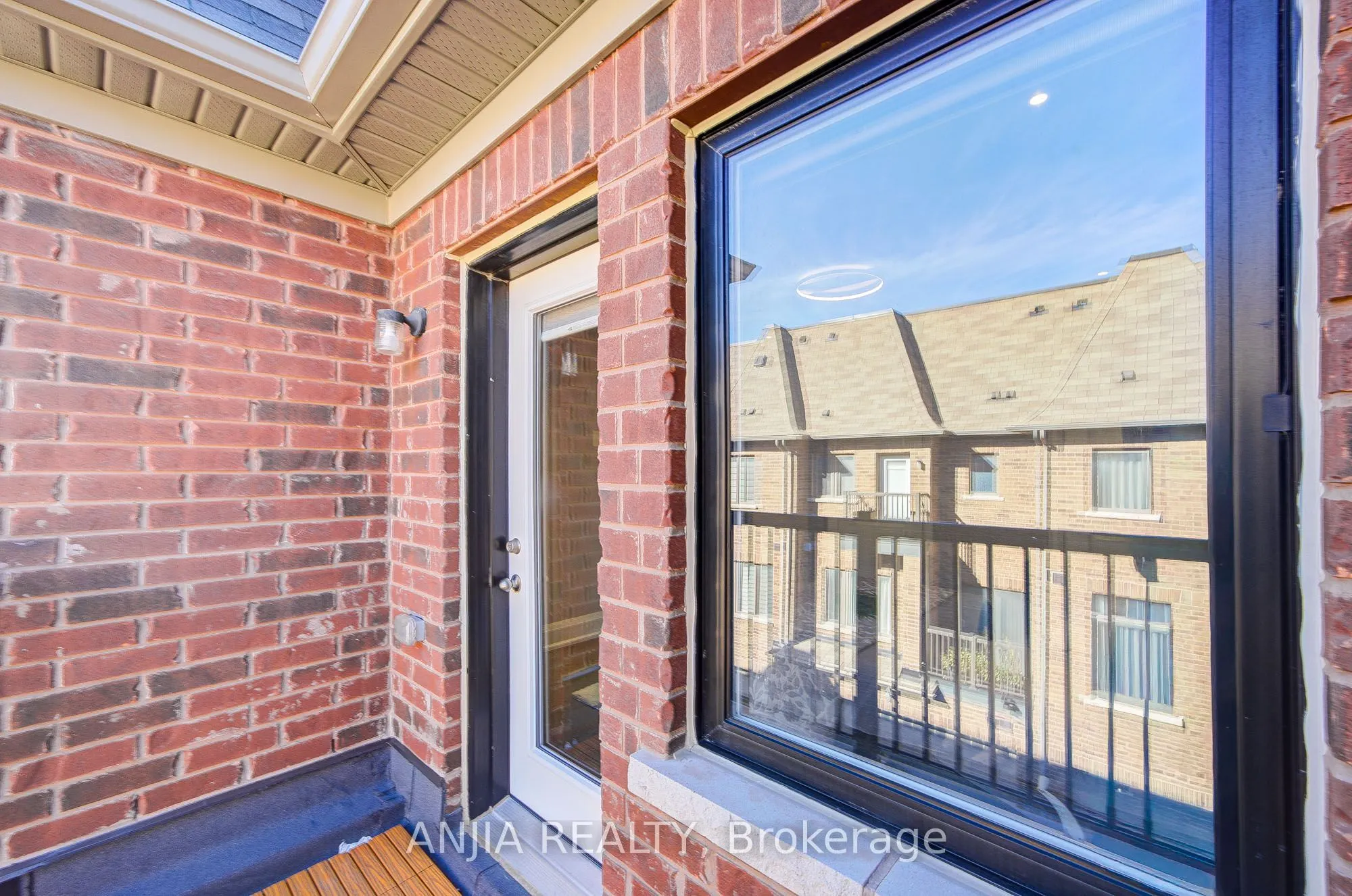 4146 Highway 7 Road E