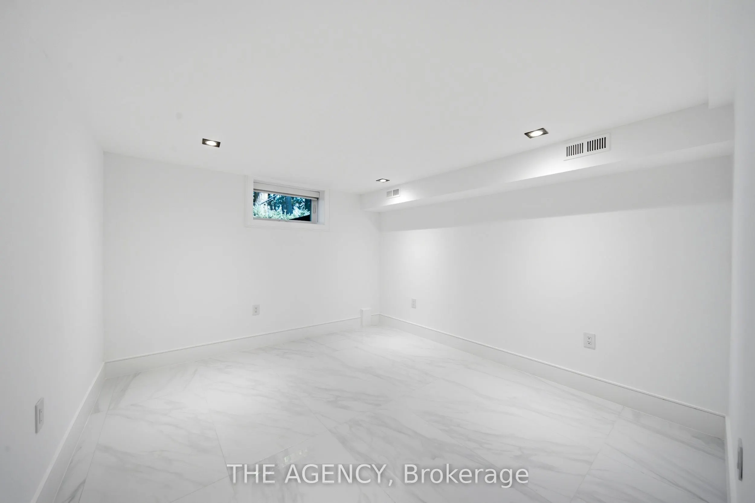193 Beechwood Crescent