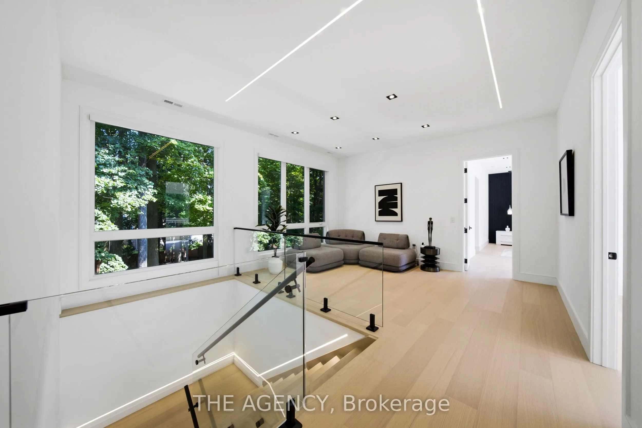 193 Beechwood Crescent