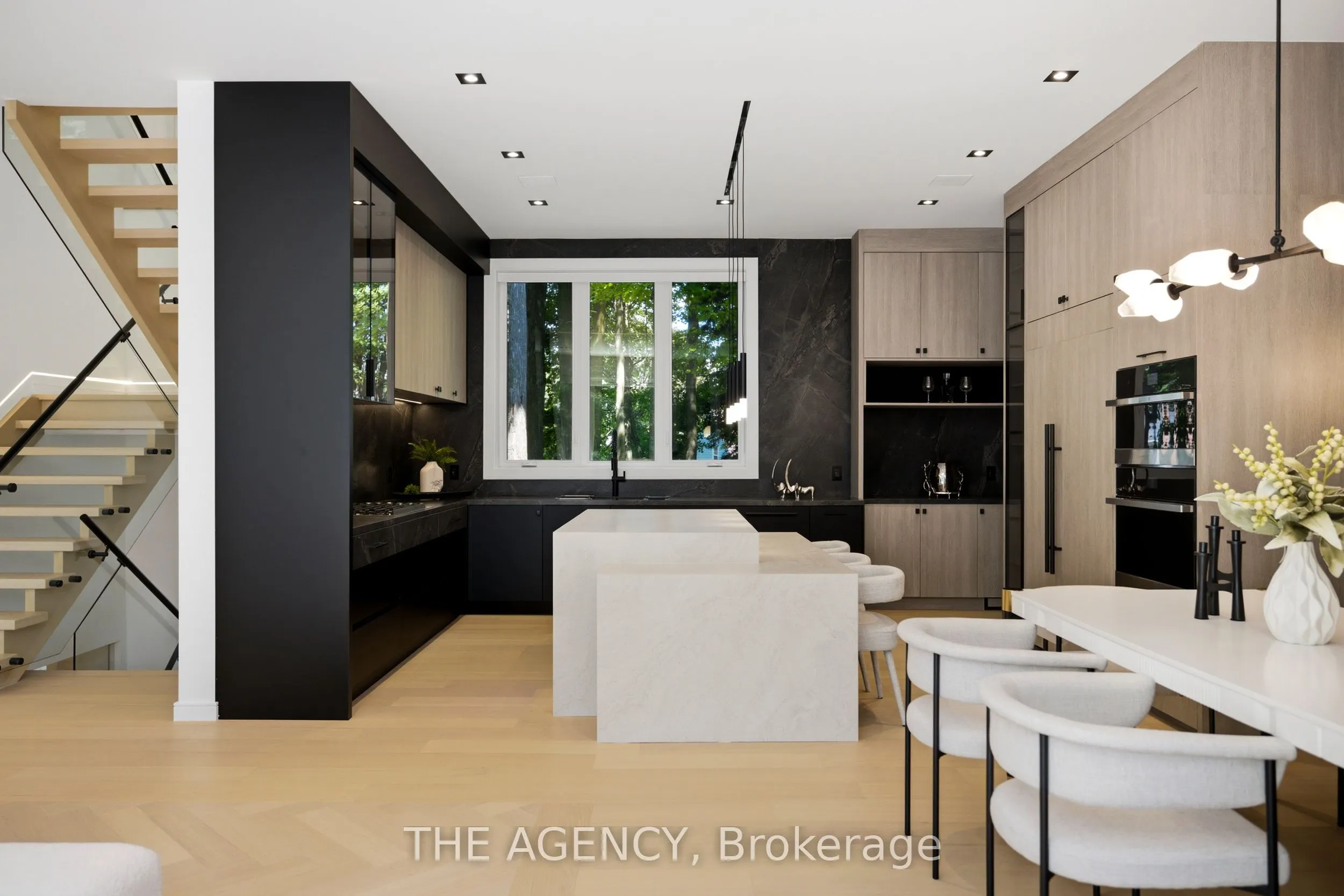 193 Beechwood Crescent