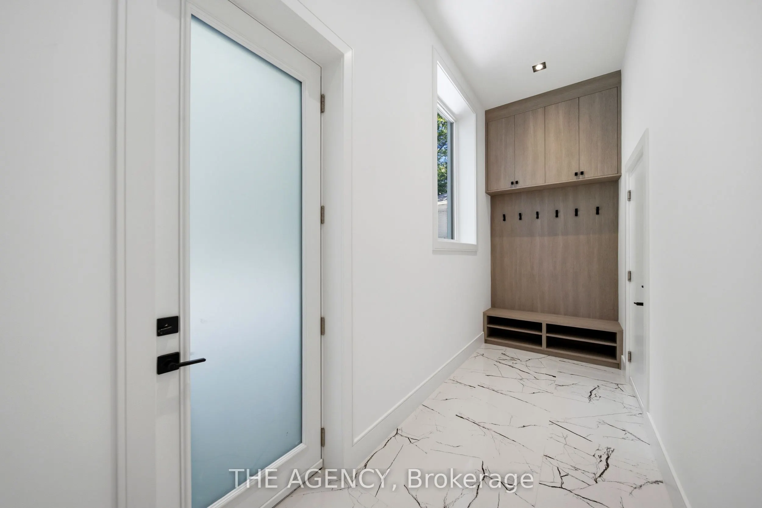 193 Beechwood Crescent