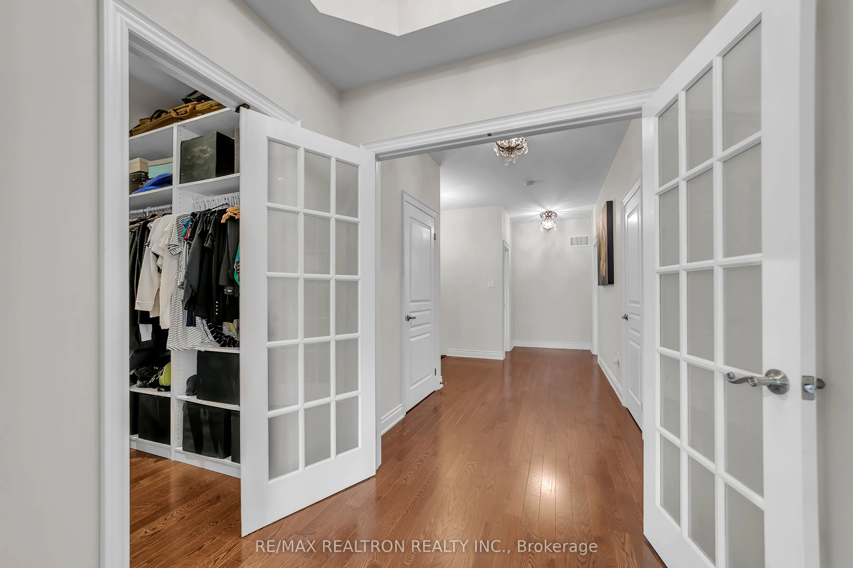20 Rock Elm Court