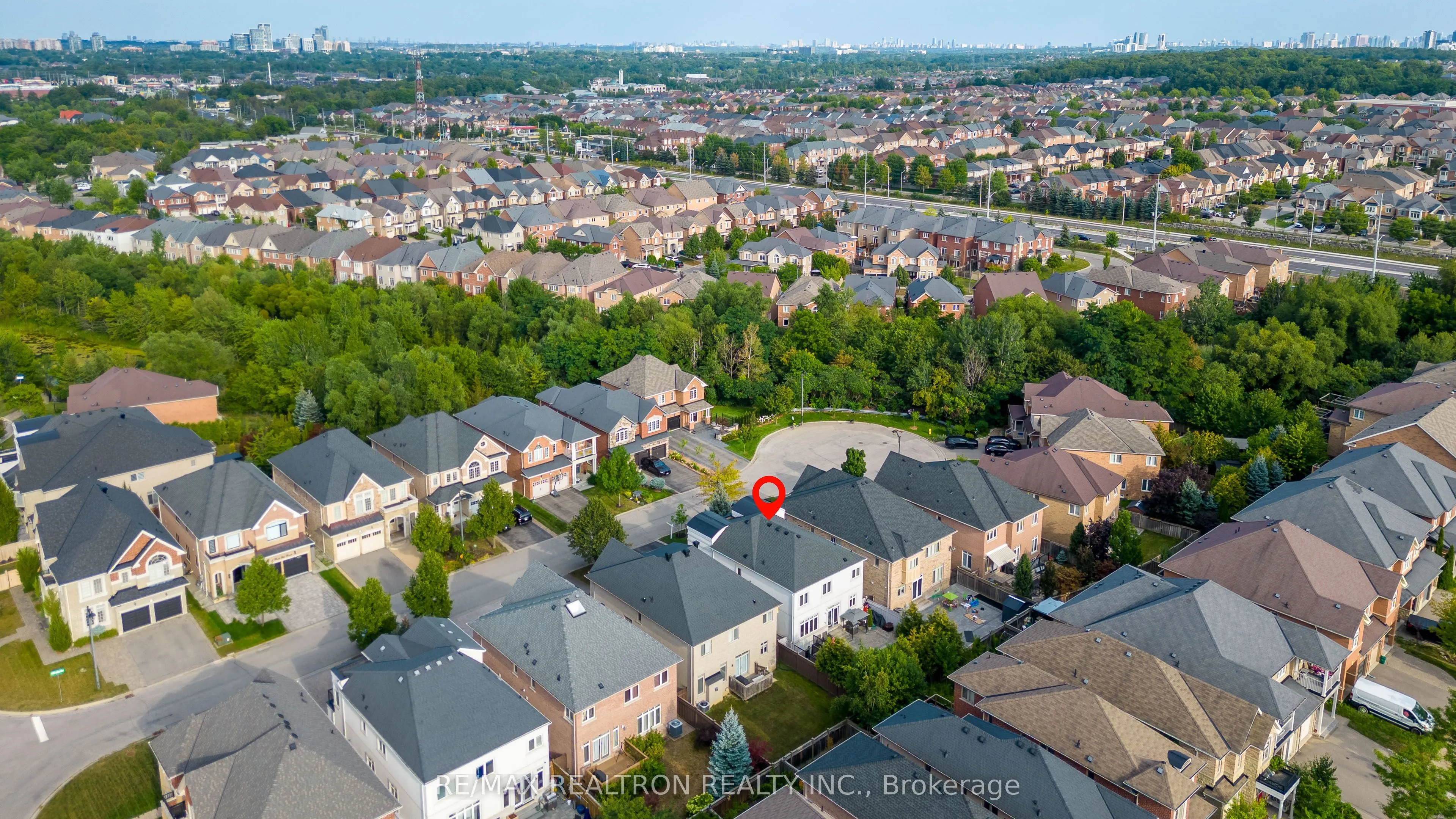 20 Rock Elm Court