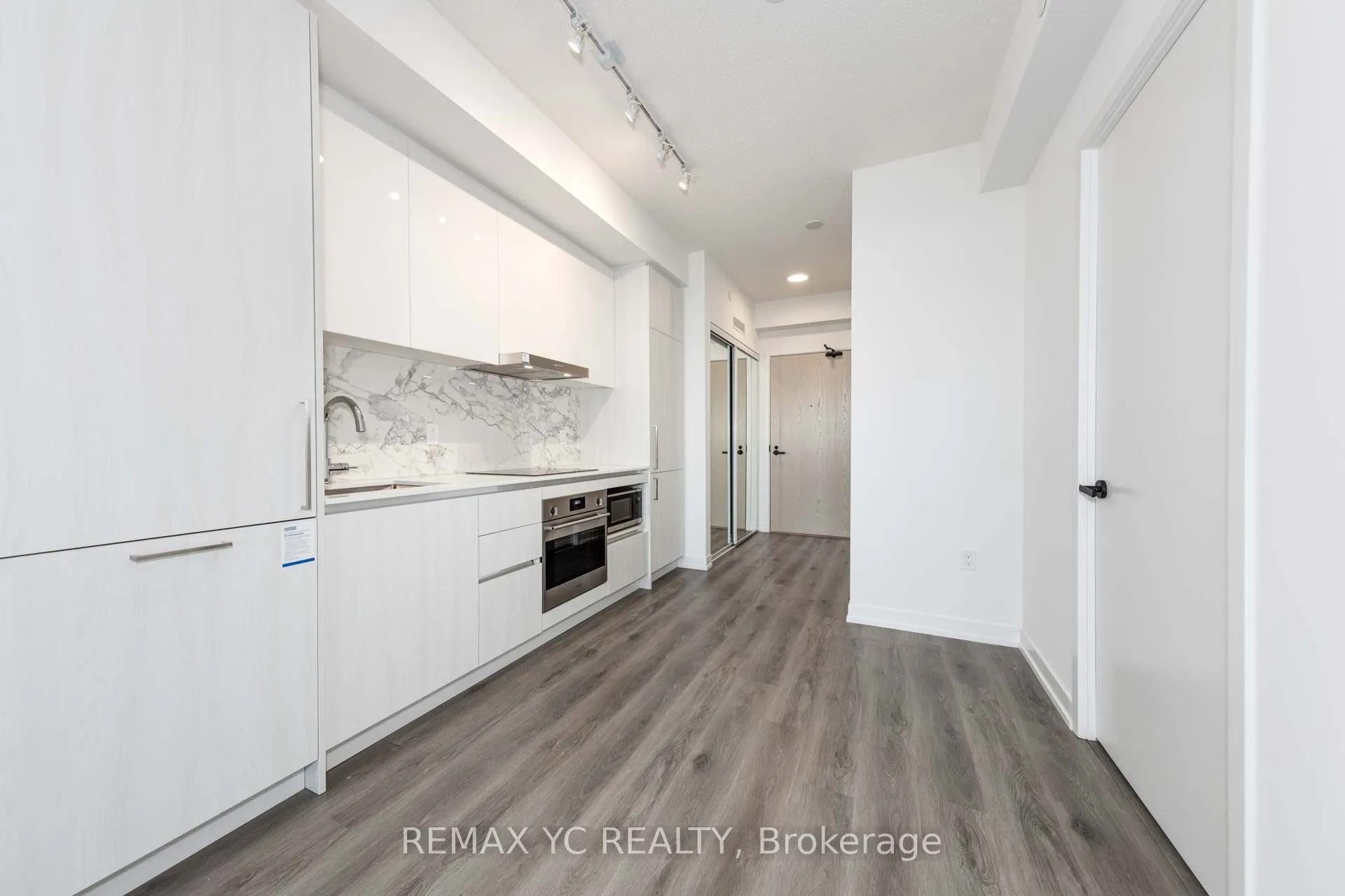 225 Commerce Street #1803