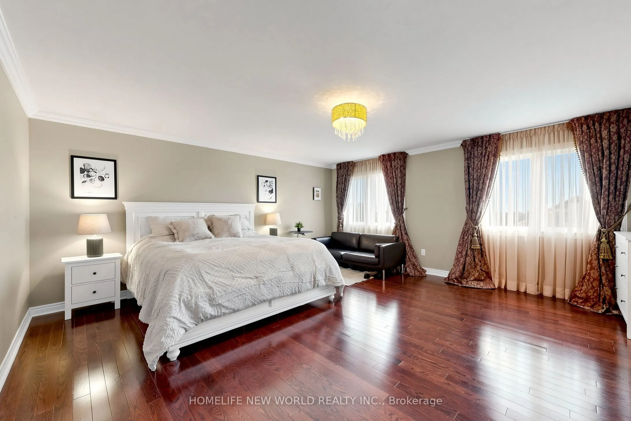 19 Featherwood Drive