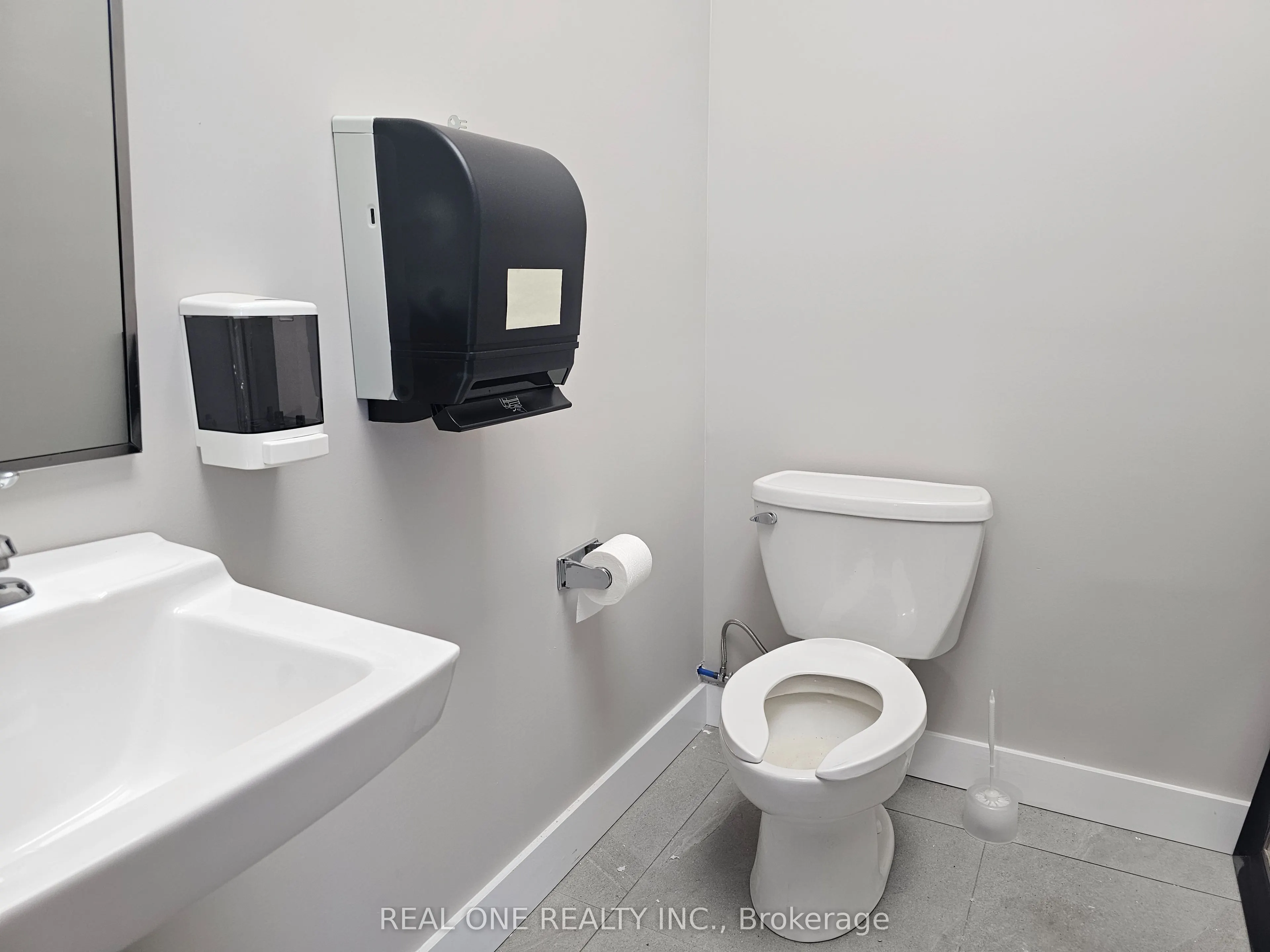 45 Eric T Smith Way #18