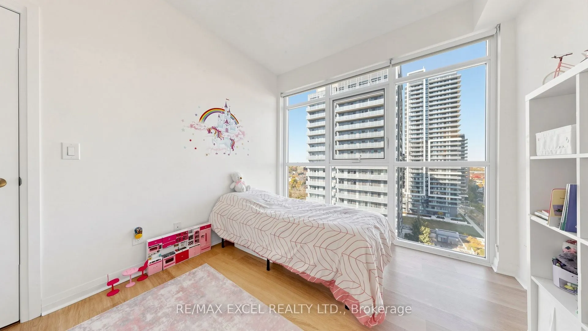 55 Oneida Crescent #1208