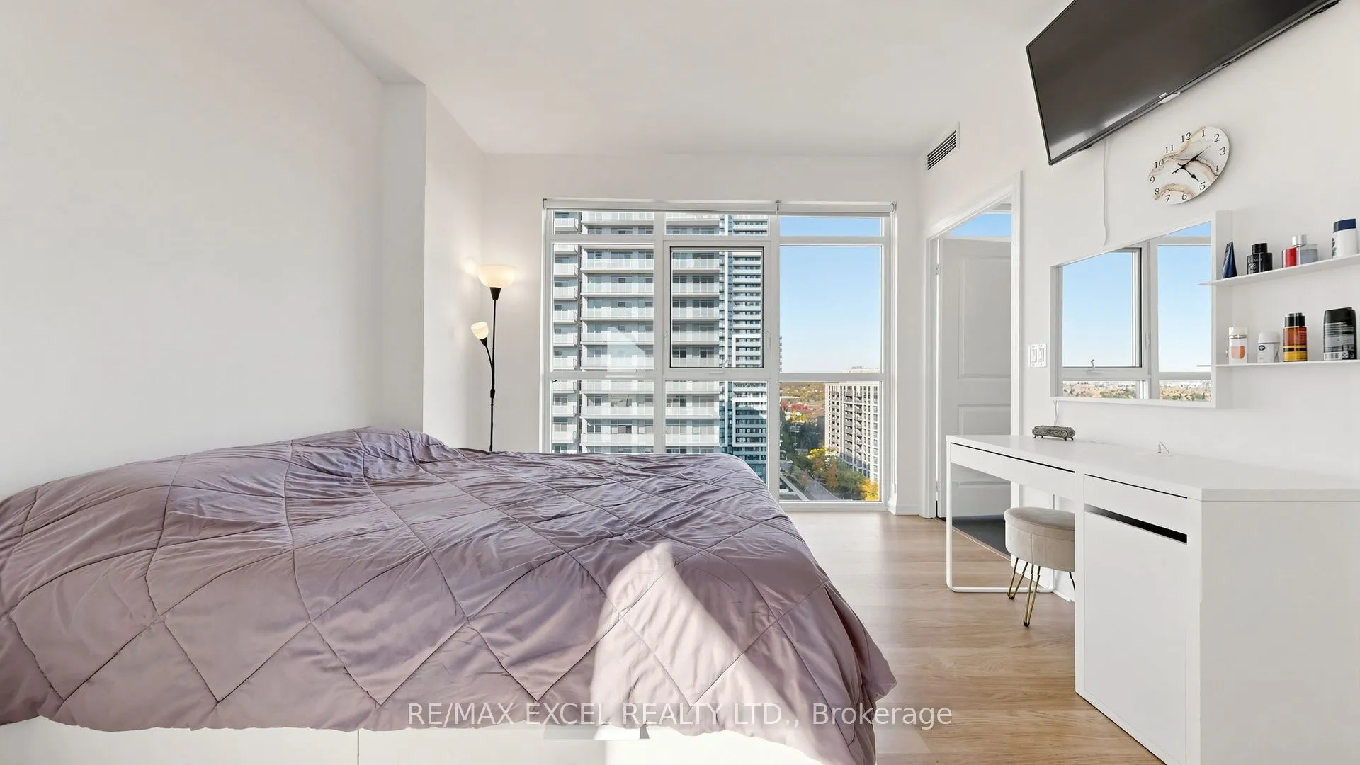 55 Oneida Crescent #1208