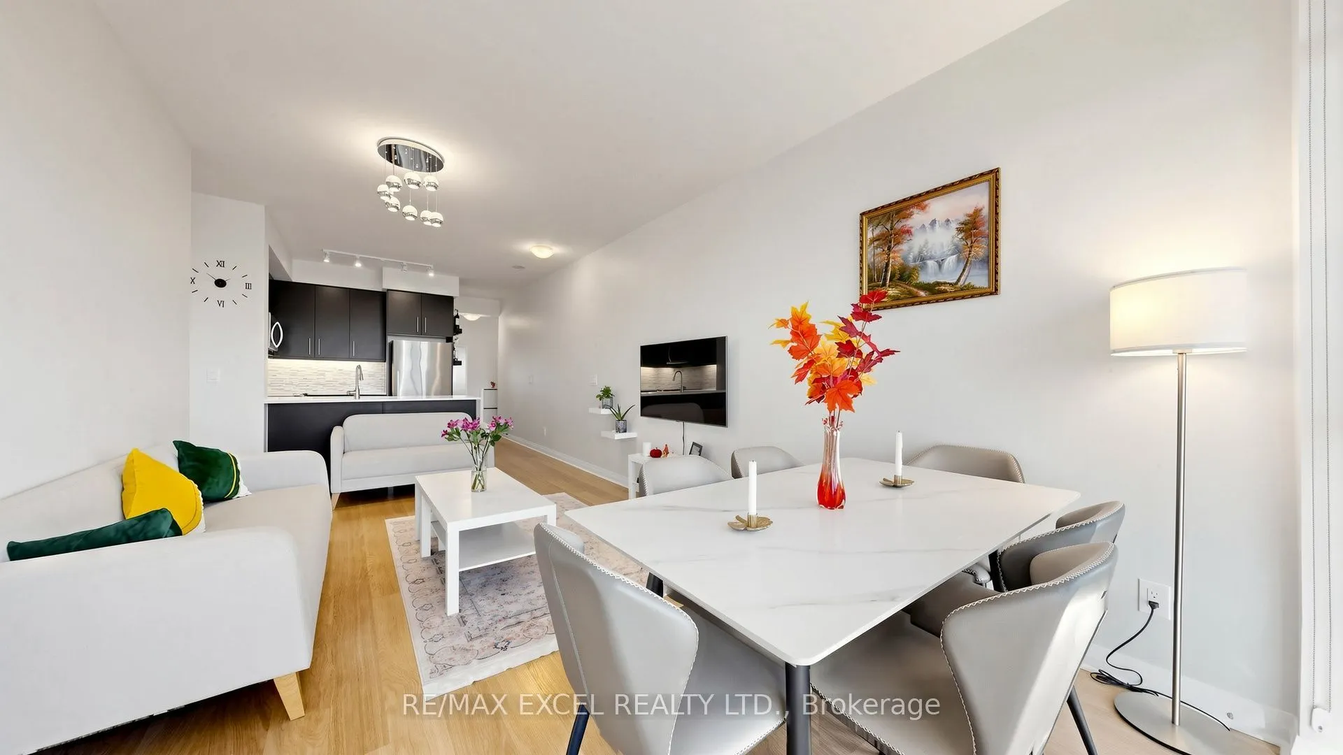 55 Oneida Crescent #1208