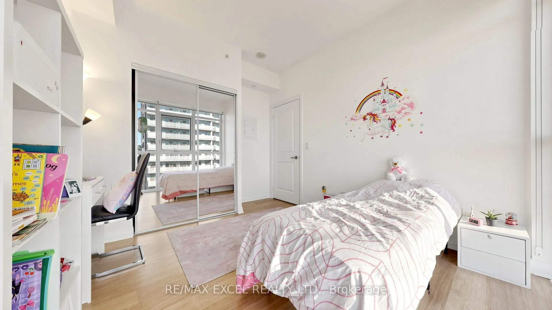 55 Oneida Crescent #1208
