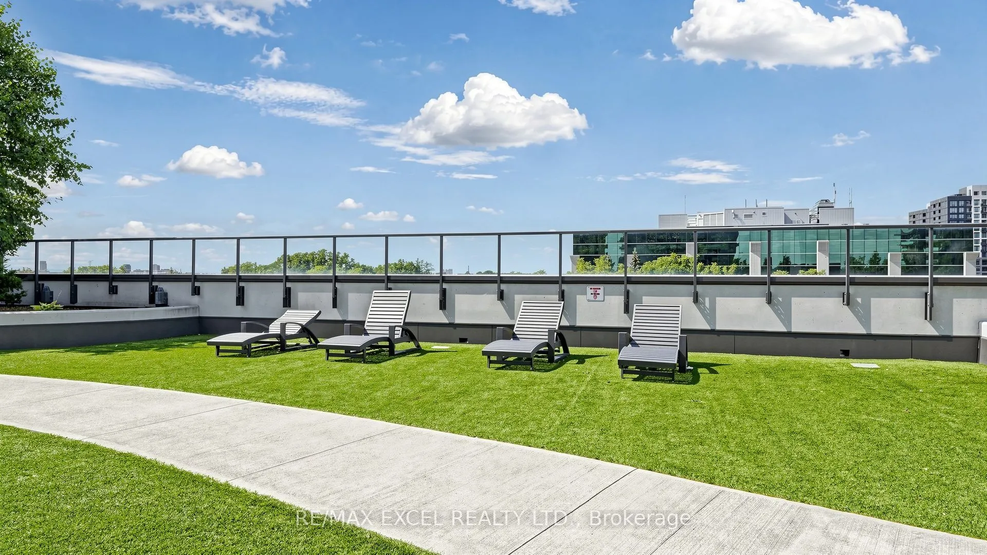 55 Oneida Crescent #1208