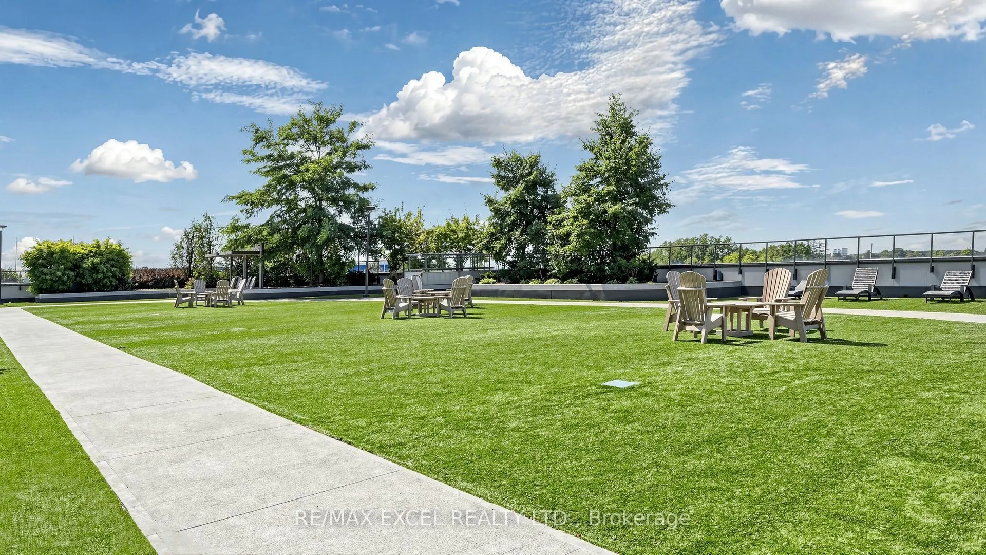 55 Oneida Crescent #1208