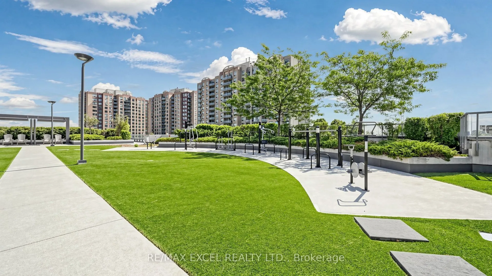 55 Oneida Crescent #1208