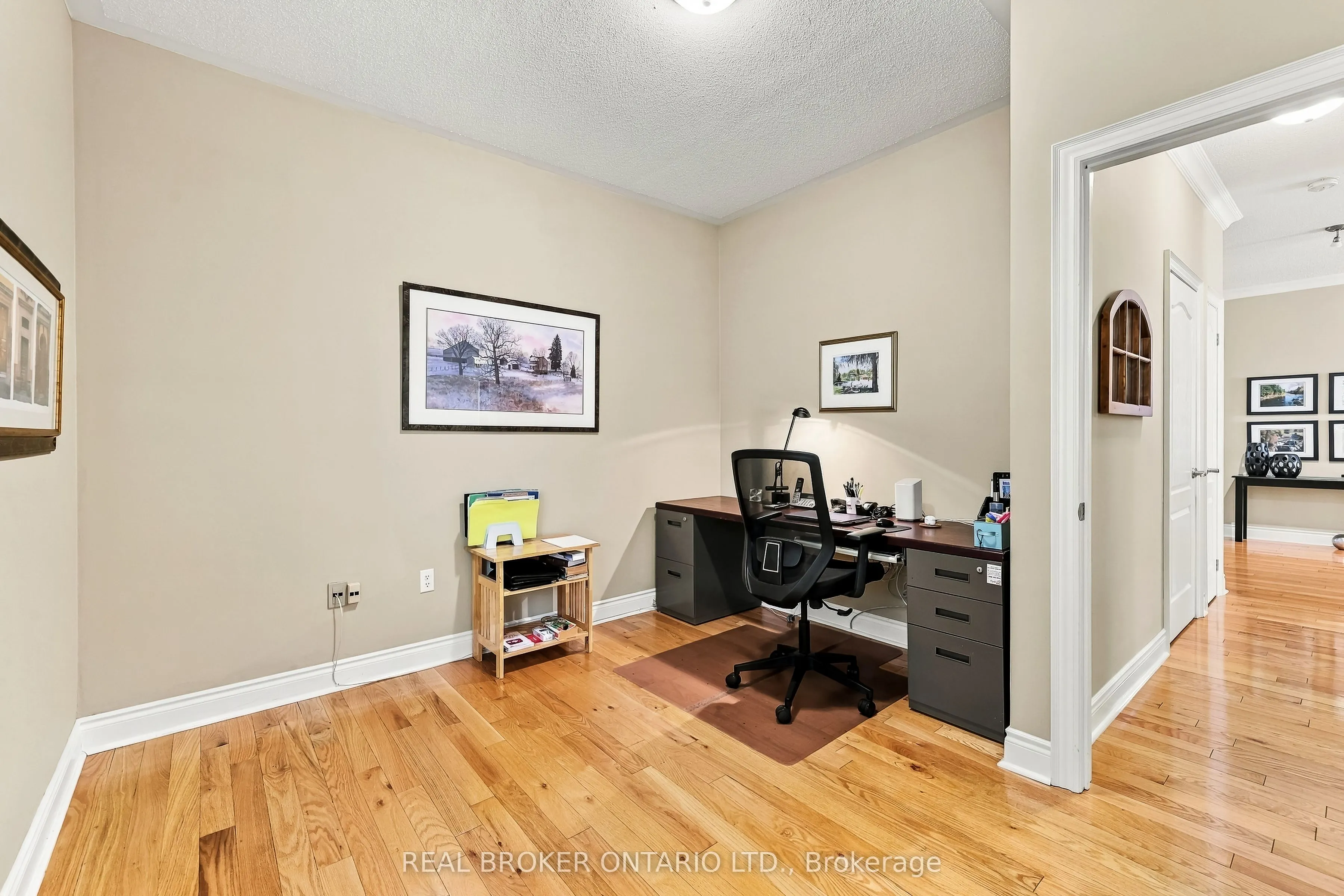 8 Ash Green Lane