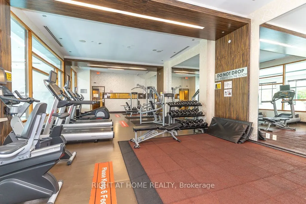 325 South Park Road #Ph05