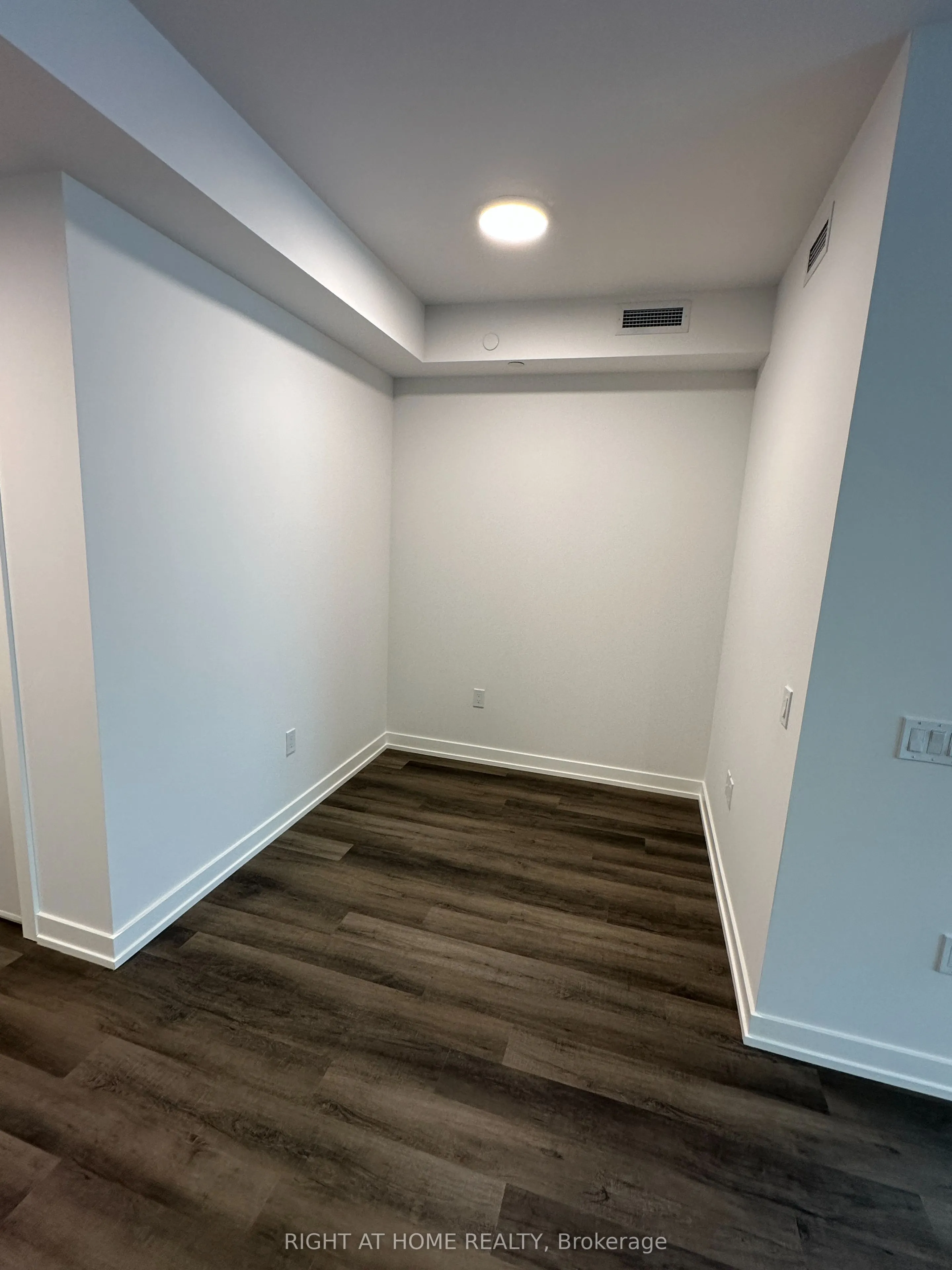 5 Meadowdale Road #2509