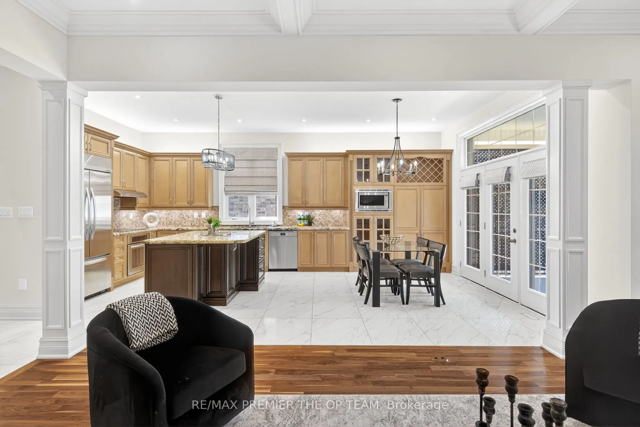 24 Grand Vellore Crescent