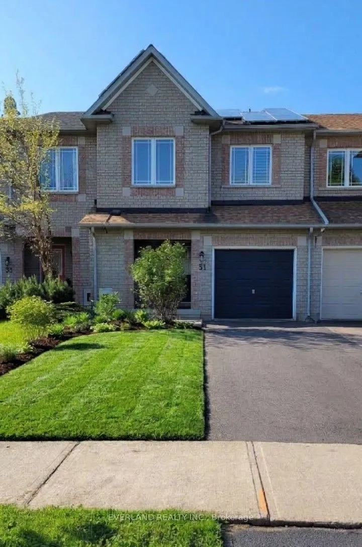 31 Marshview Avenue