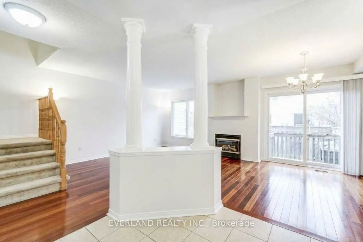 31 Marshview Avenue