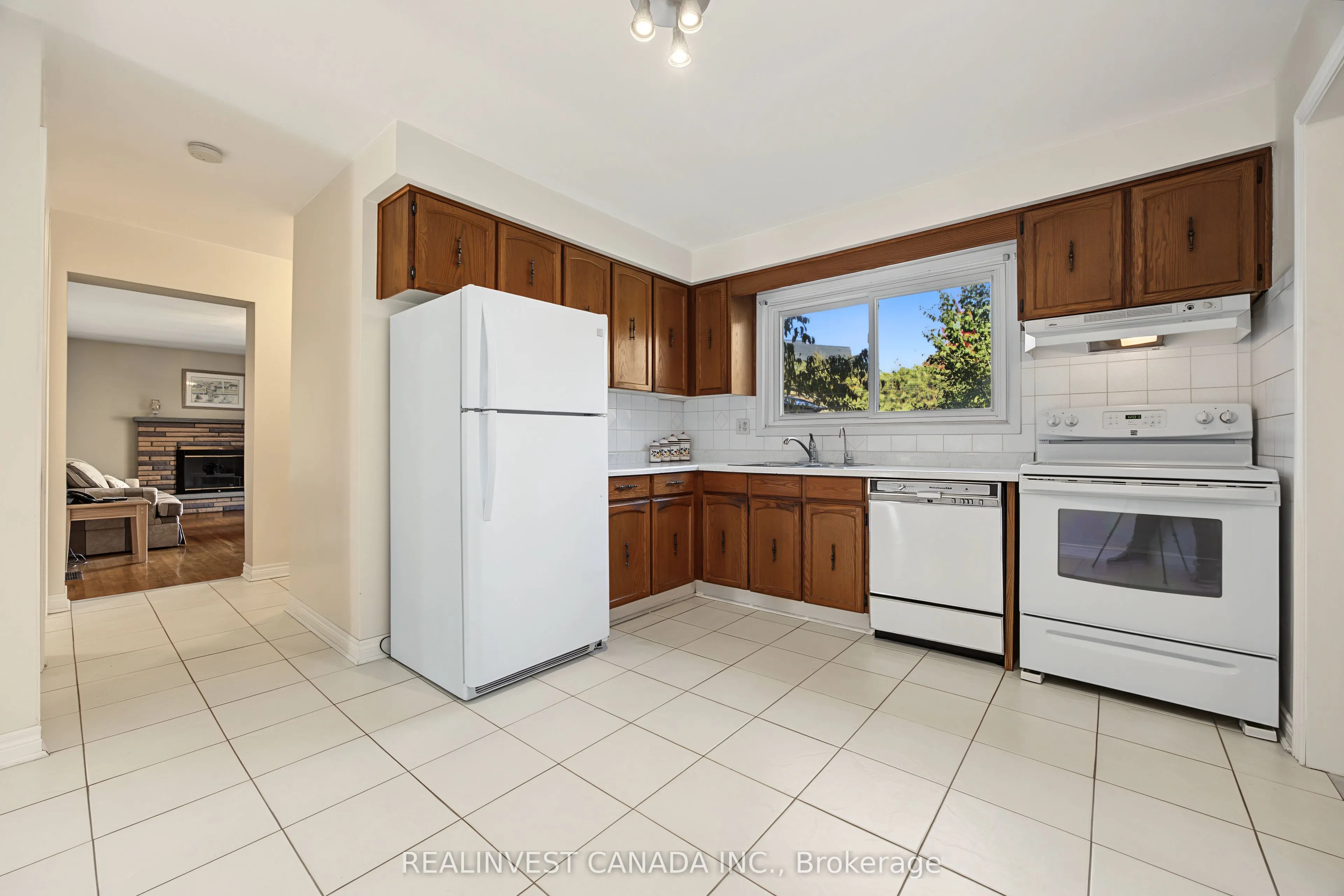 196 Weldrick Road W