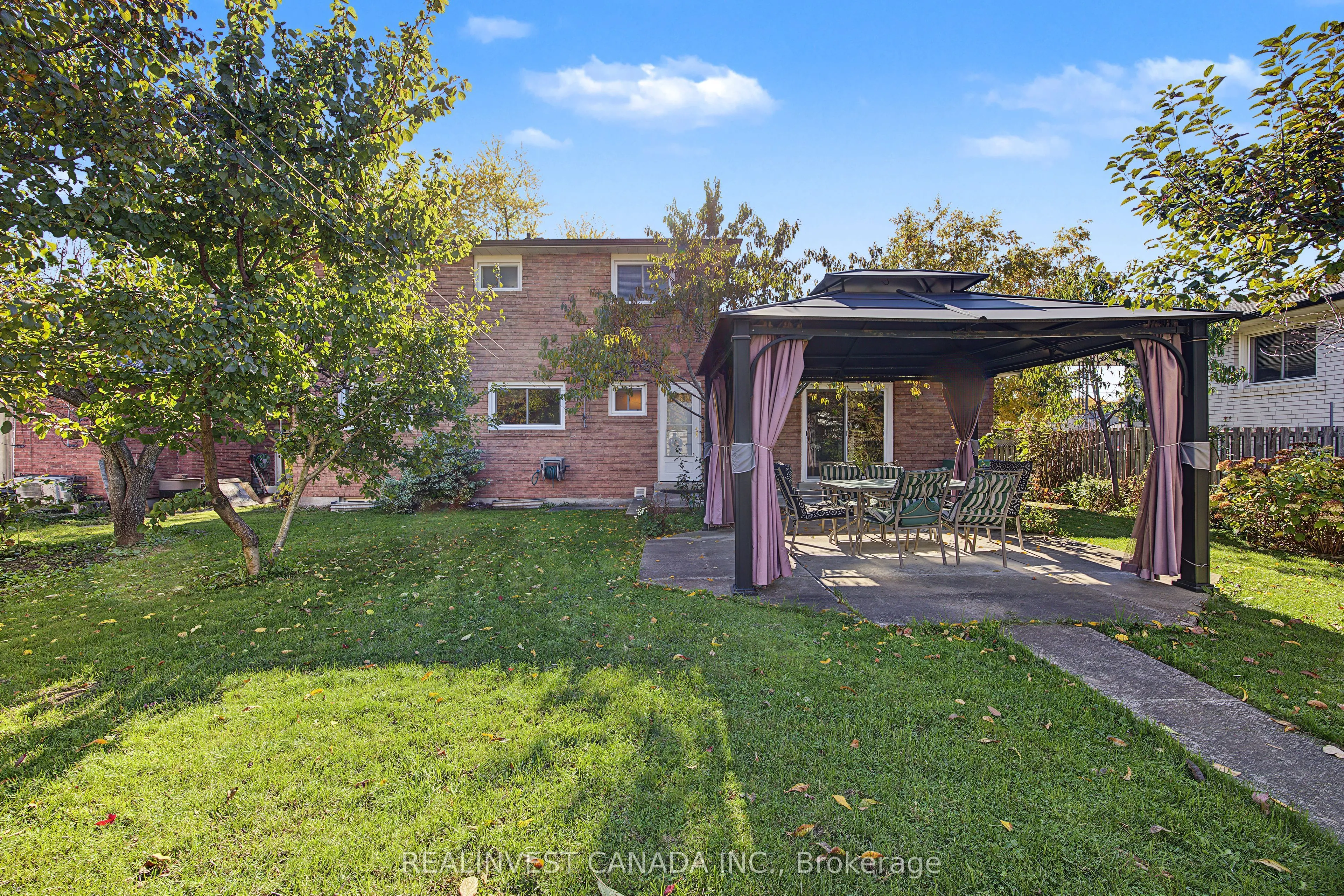 196 Weldrick Road W