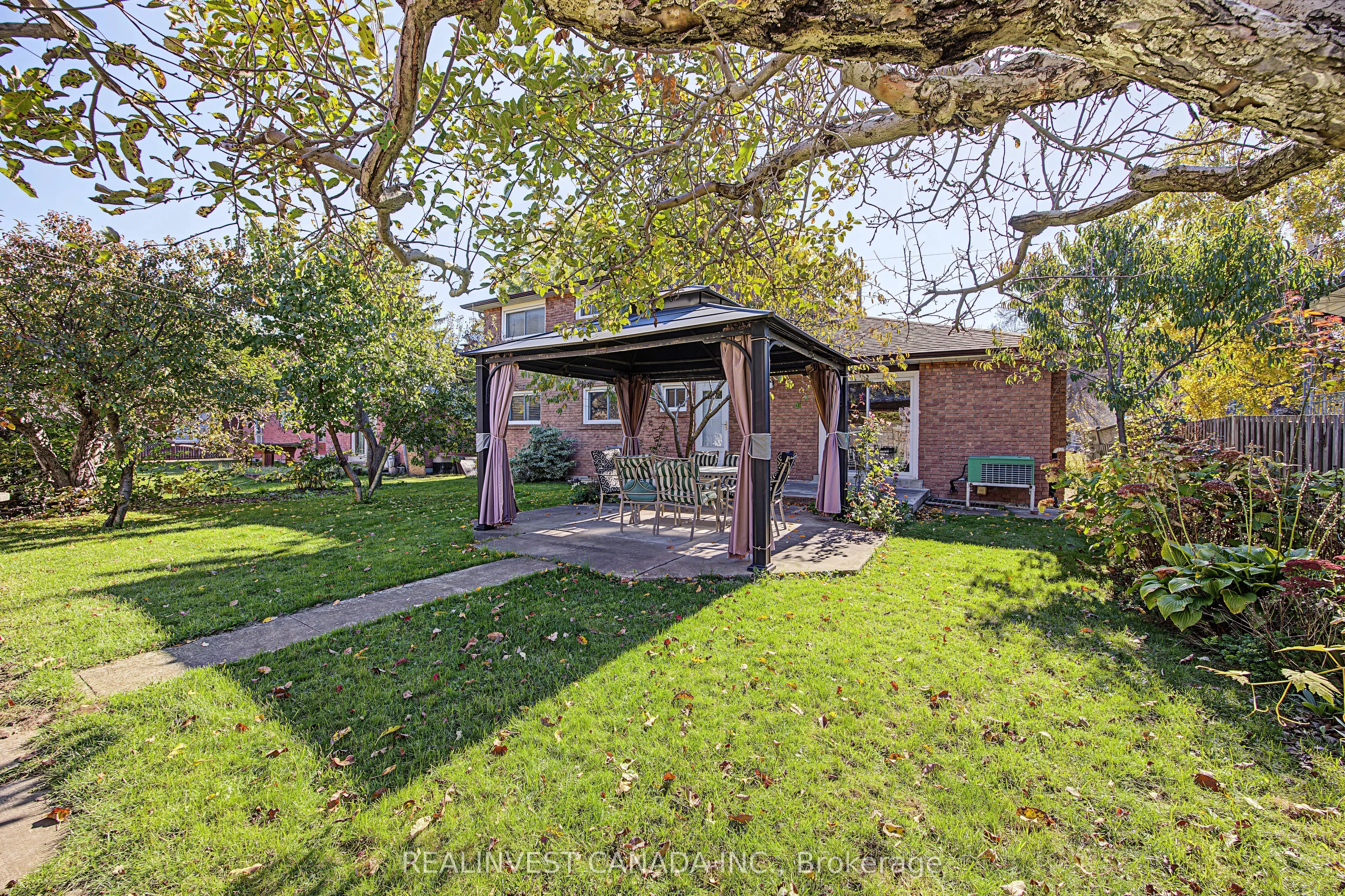 196 Weldrick Road W