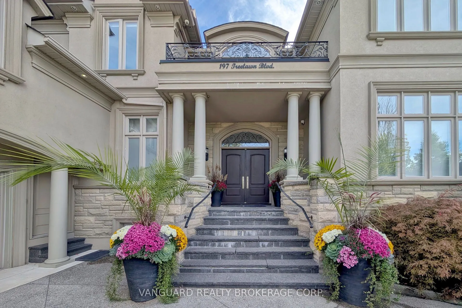197 Treelawn Boulevard