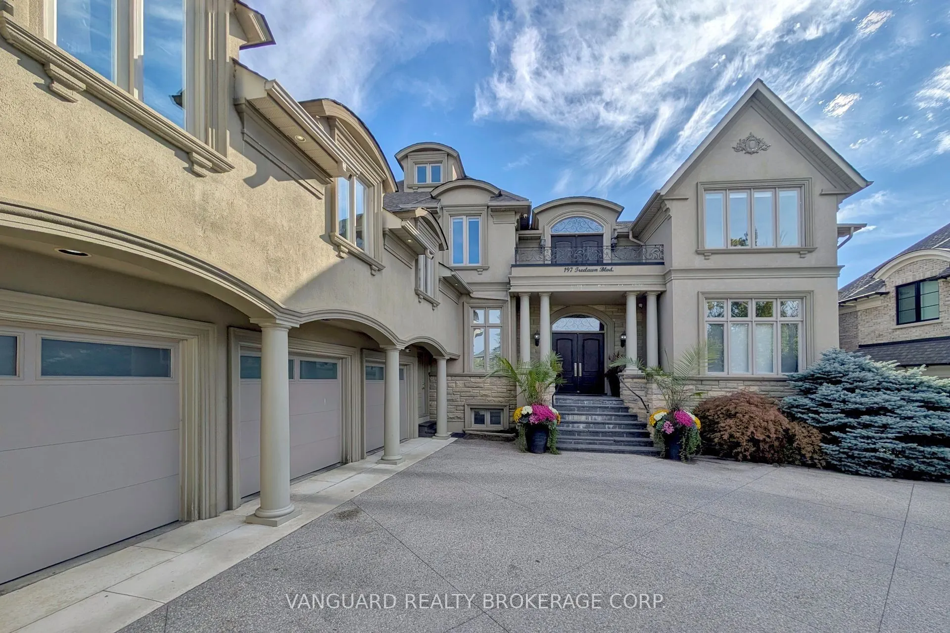 197 Treelawn Boulevard