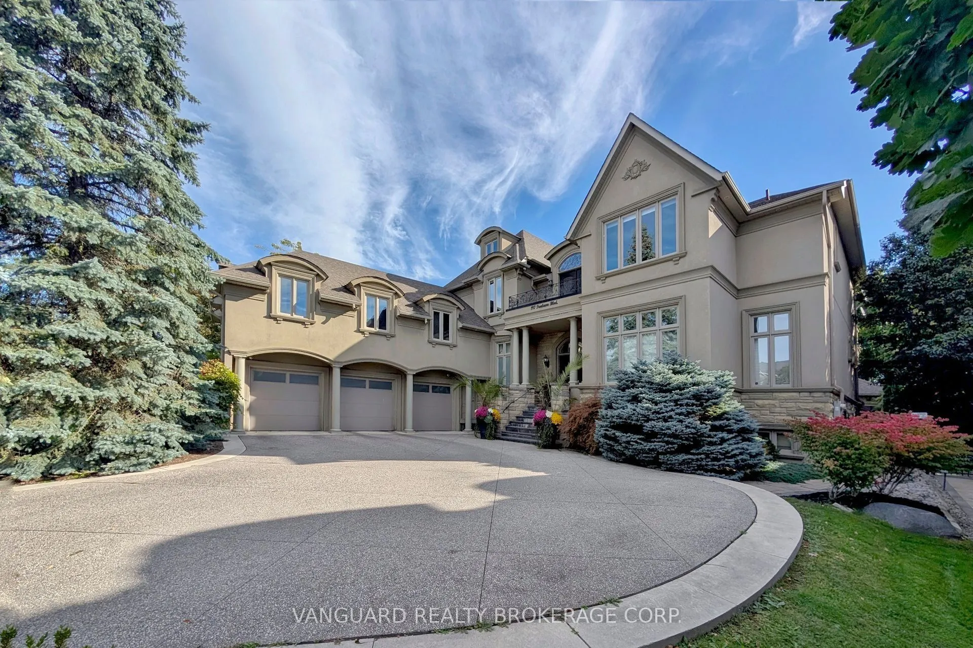 197 Treelawn Boulevard
