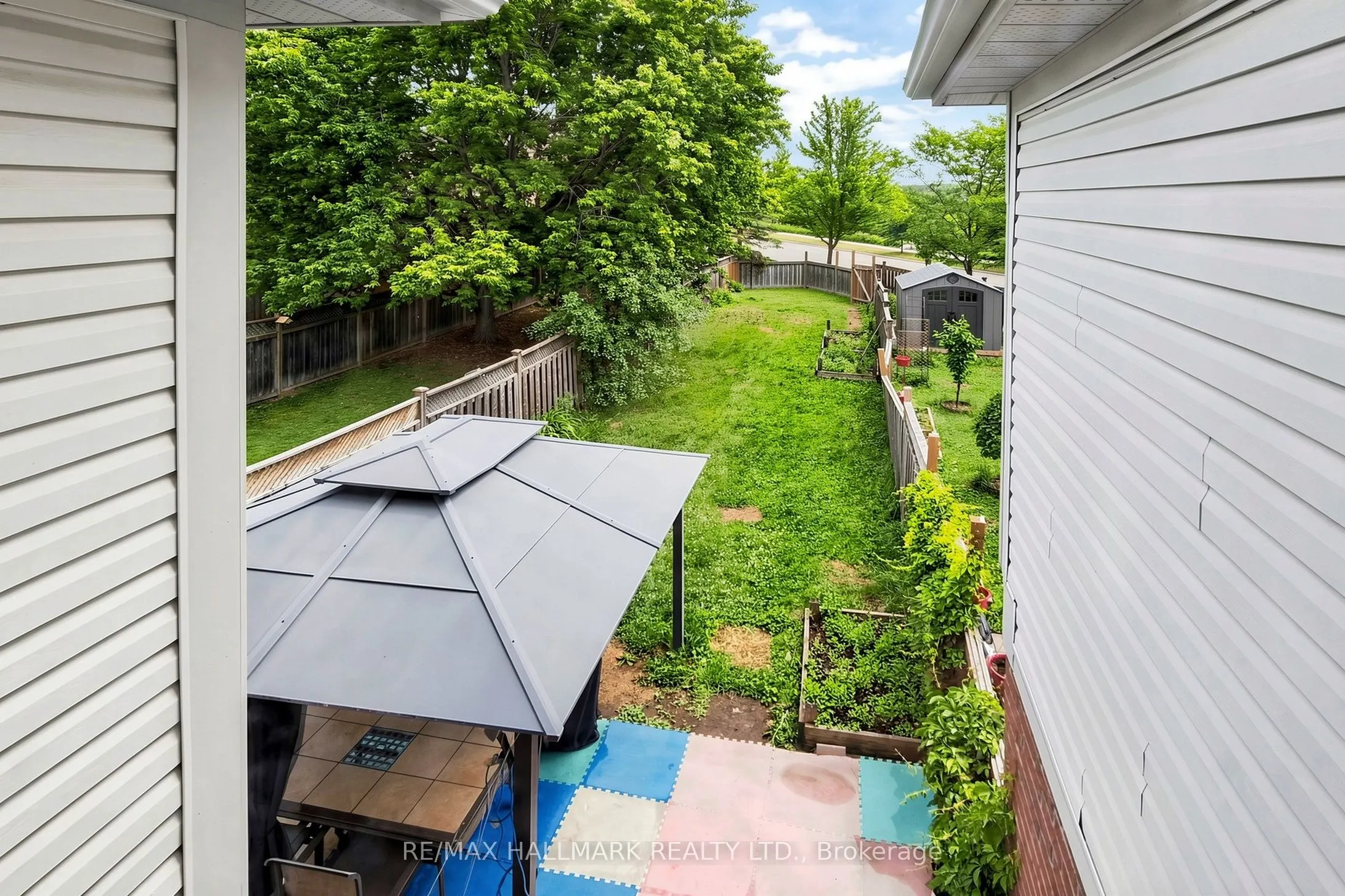 5 Evelyn Buck Lane