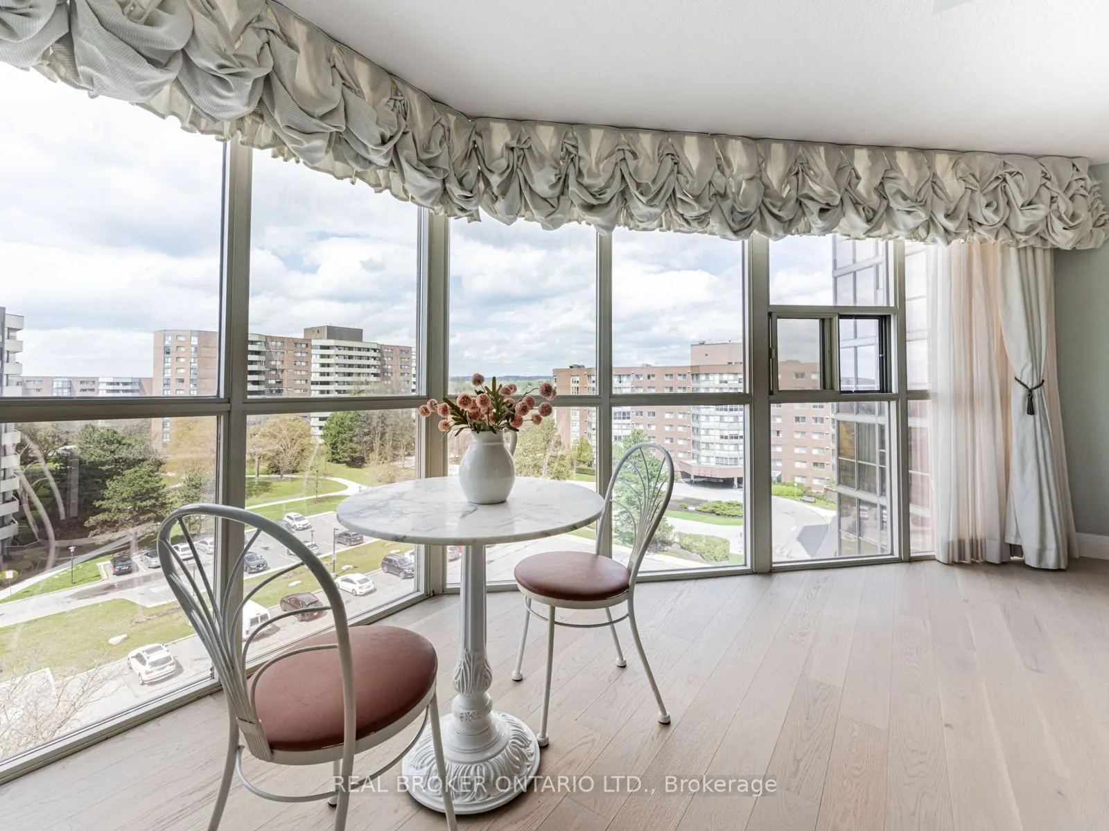 20 Baif Boulevard #805