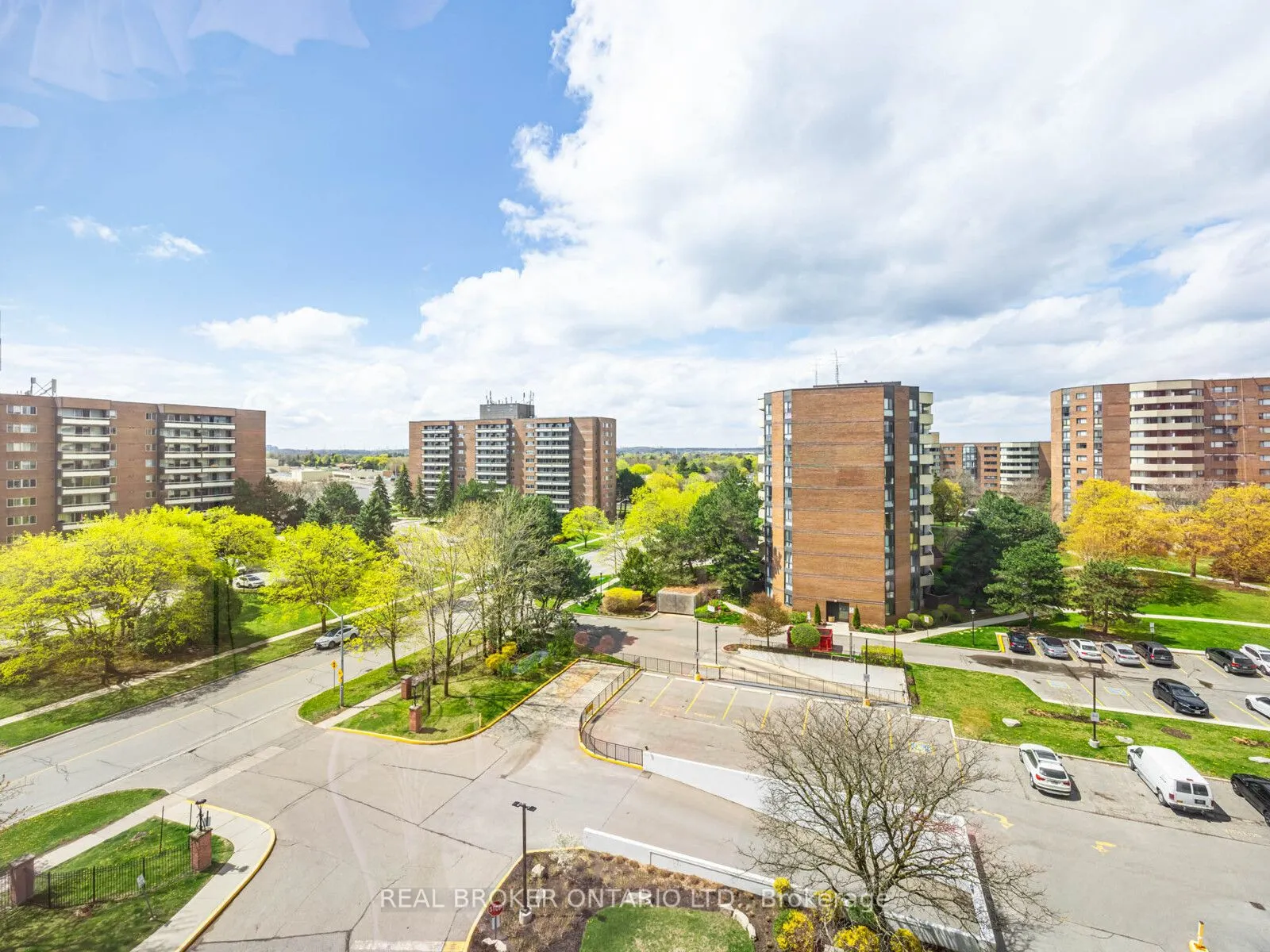 20 Baif Boulevard #805